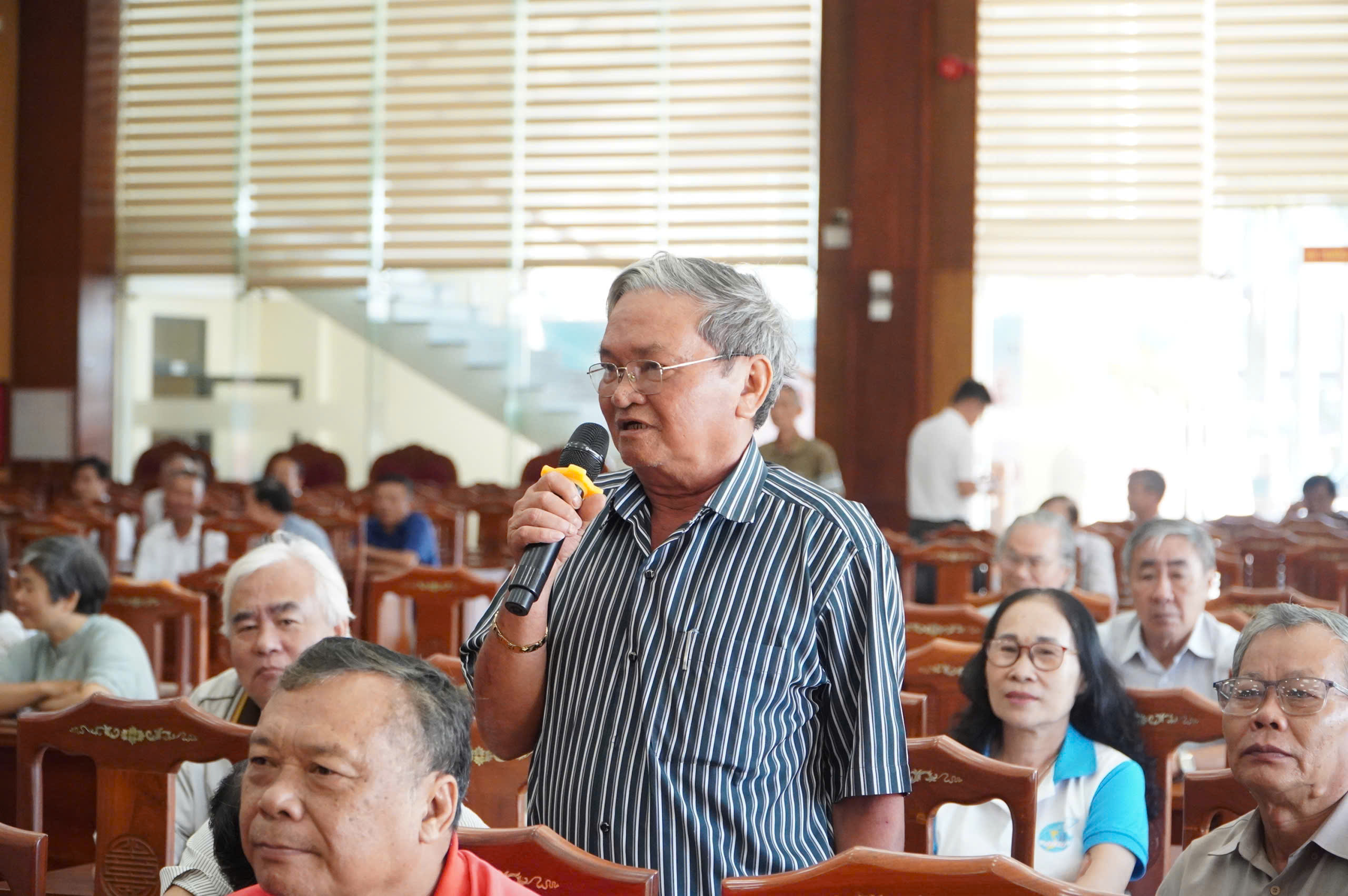 Bầu cử Quốc hội: Cử tri Gia Lai kiến nghị xử lý nhiều vấn đề nóng - Ảnh 4.