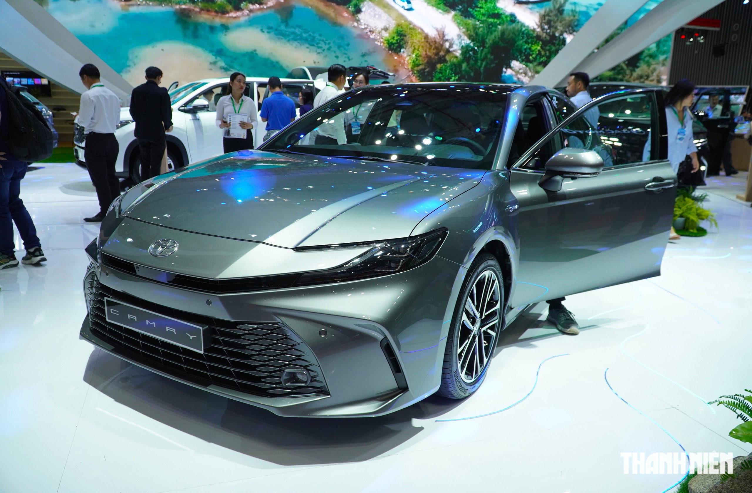 Toyota Camry bán chưa tới 20 xe vẫn dẫn đầu phân khúc sedan hạng D - Ảnh 2.