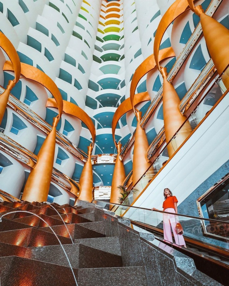 Bên trong khách sạn xa hoa nhất Dubai vừa bốc cháy có gì đặc biệt? 5 Bên trong khách sạn xa hoa nhất Dubai vừa bốc cháy có gì đặc biệt? - 4