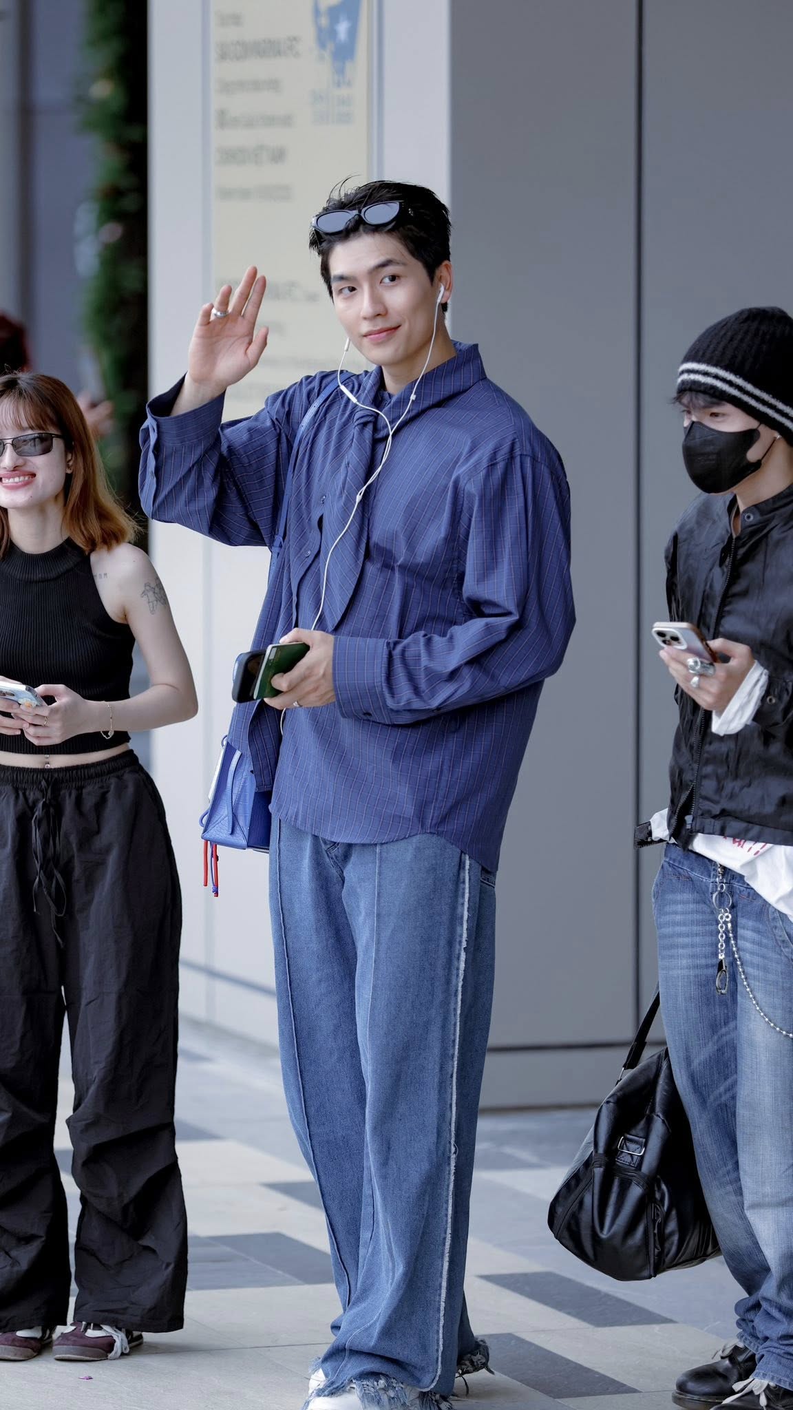 Nam diễn viên Việt đẹp đến mức được ví như Hứa Quang Hán, nay không khác gì người rừng- Ảnh 7.