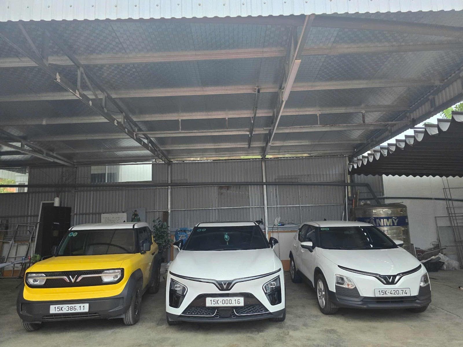 Chạy 4.000km/tháng, chủ xe VinFast VF 3: ‘Xe điện giờ tiện như xe xăng, đã thử cung Hà Nội-Huế ngon lành’- Ảnh 5.