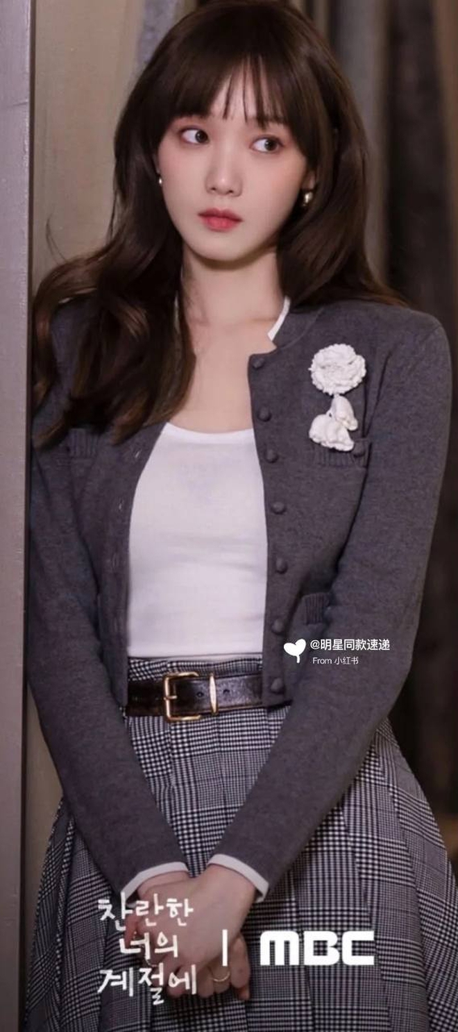 Nữ thần công sở 1m75 mặc đẹp nhất lúc này, xứng đáng 