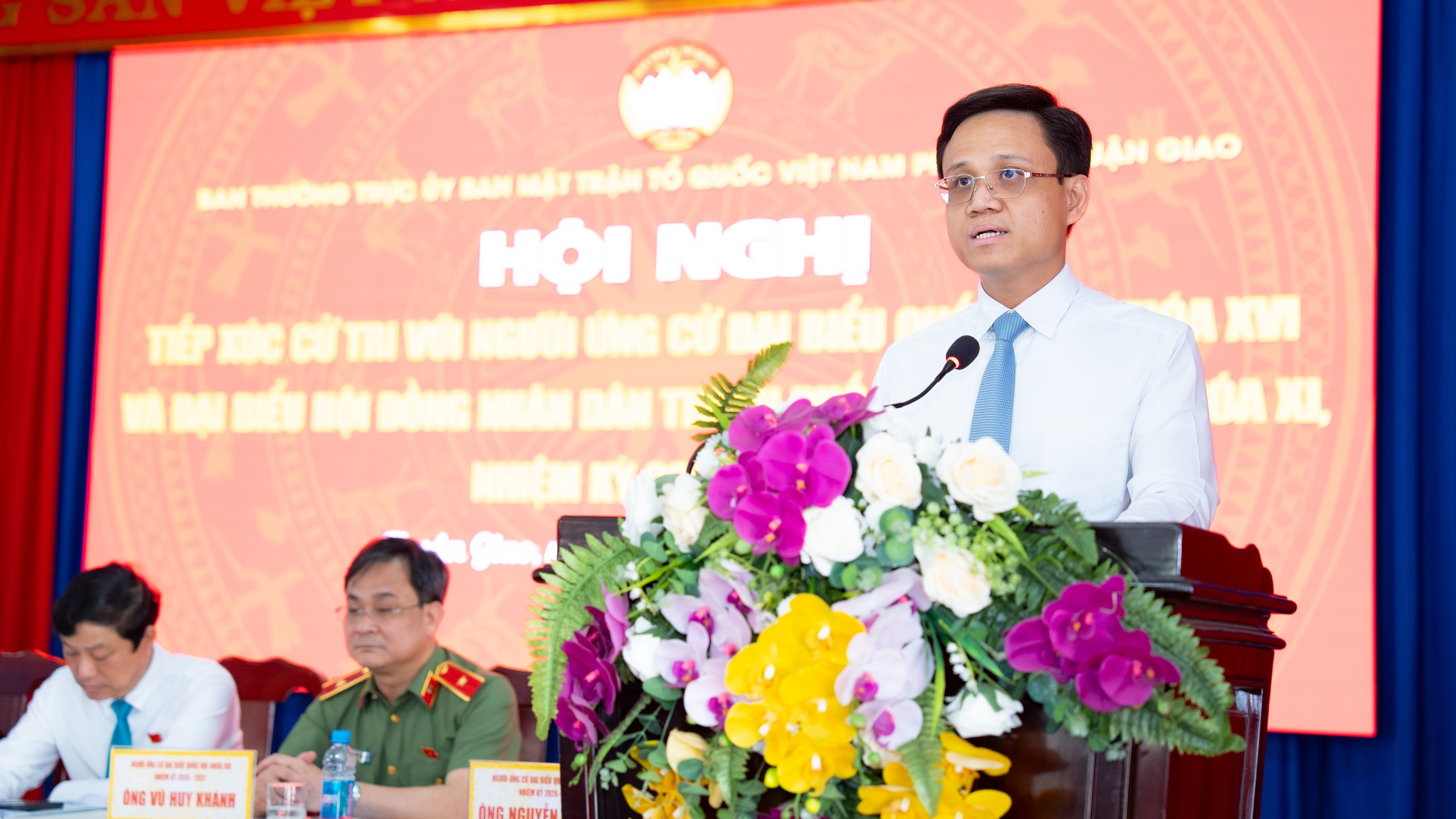 Cử tri TPHCM băn khoăn về thông tin nhà ở xã hội cần được cải thiện - Ảnh 2.