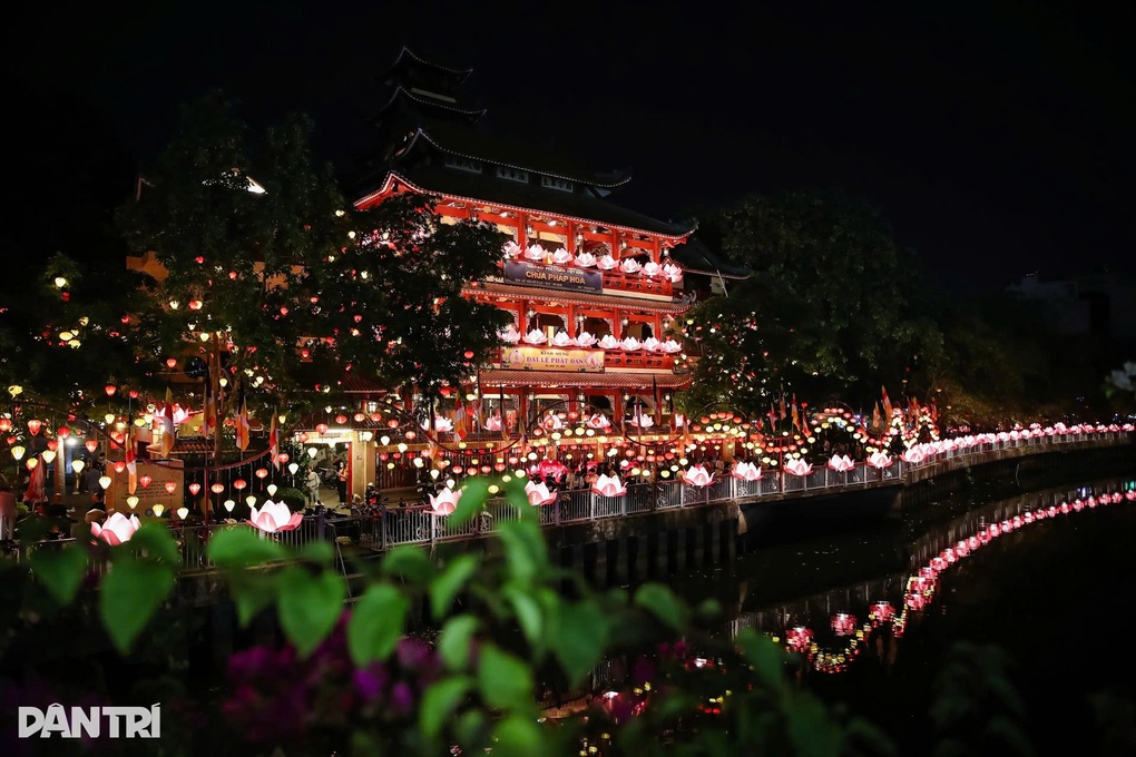 Rằm tháng Giêng ở TPHCM: Đi đâu để cầu an, vãn cảnh đầu năm? - 5