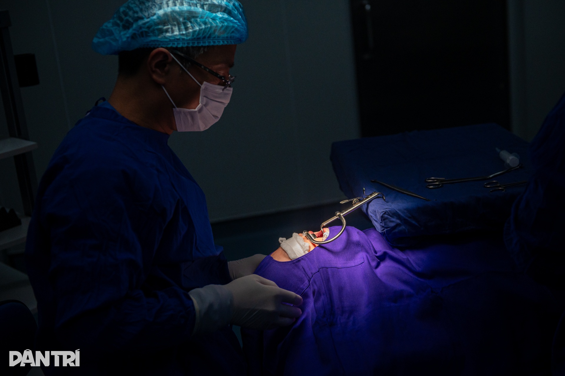 Ca mổ khép lại những đêm trắng mẹ khóc nghẹn vì con liên tục ngưng thở - 17