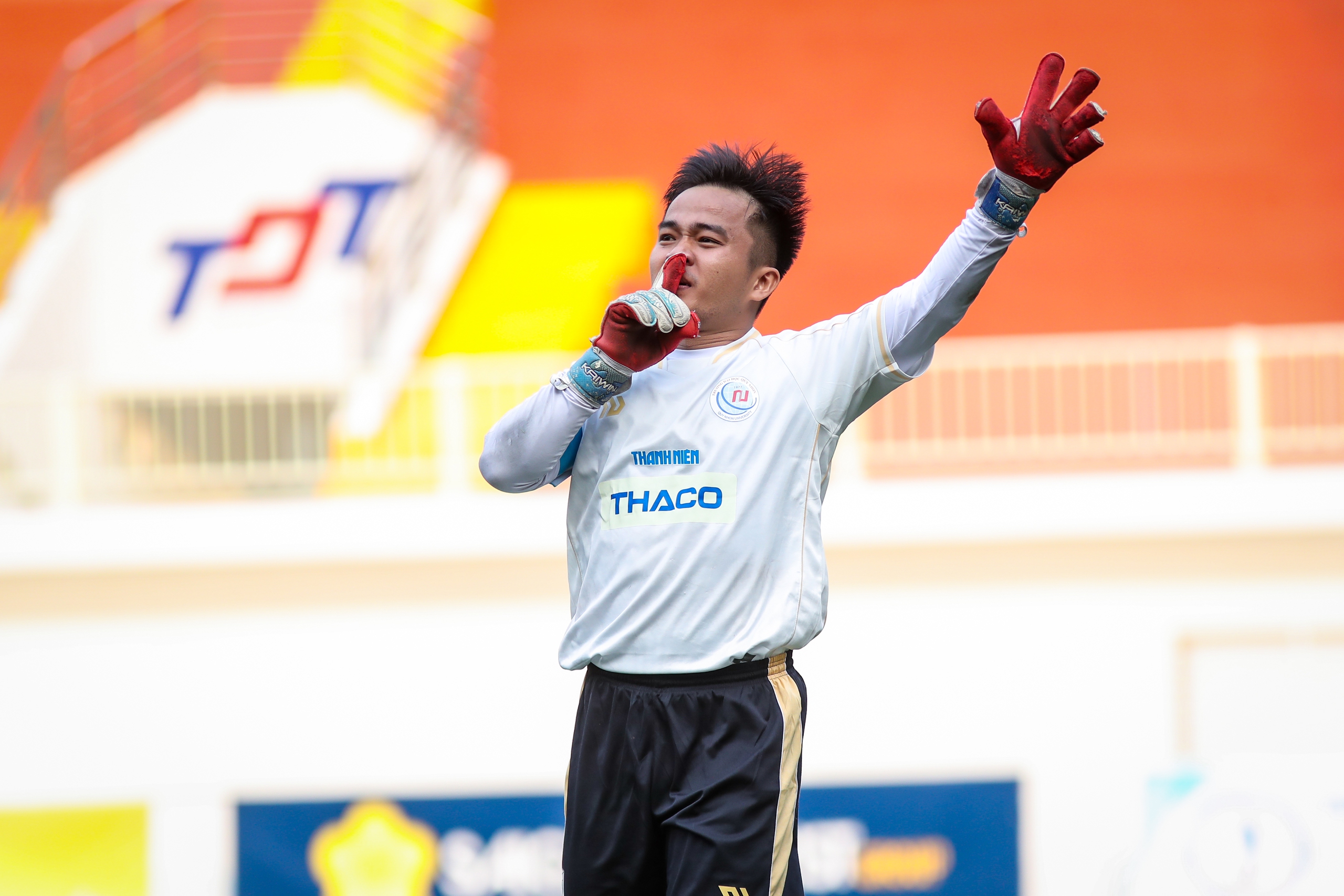 Trường ĐH Quy Nhơn phát huy tinh thần thượng võ tại VCK TNSV THACO cup 2026- Ảnh 3. Trường ĐH Quy Nhơn phát huy tinh thần thượng võ tại VCK TNSV THACO cup 2026- Ảnh 3.