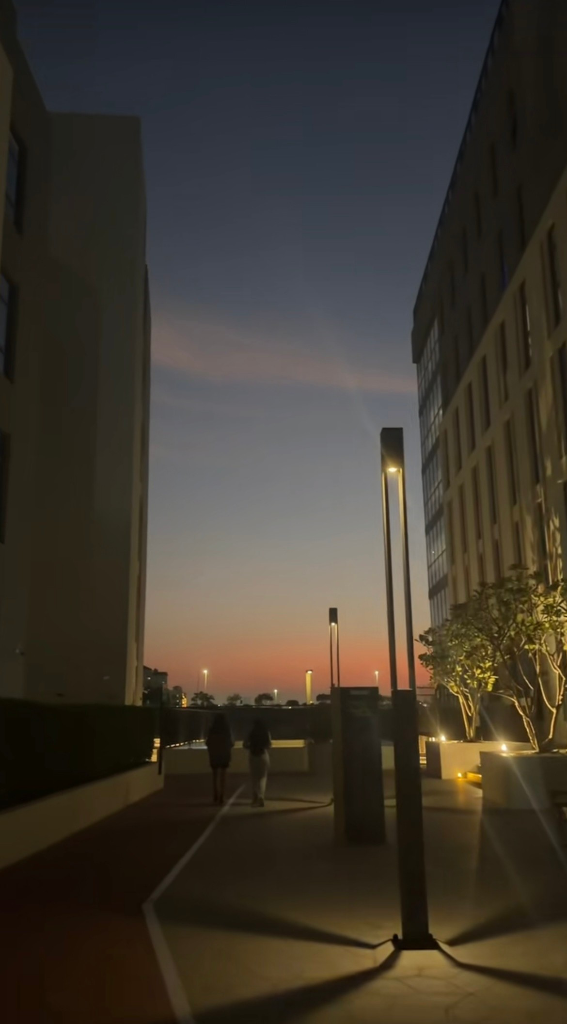 Du khách Việt kẹt ở Trung Đông kể cảm giác 