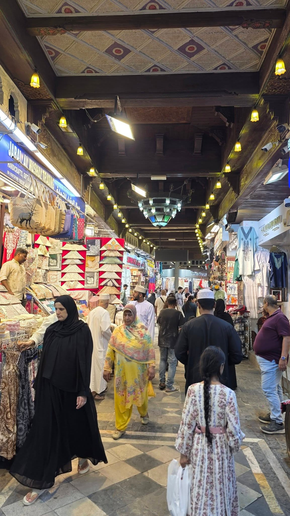 Du khách Việt kẹt ở Trung Đông kể cảm giác 