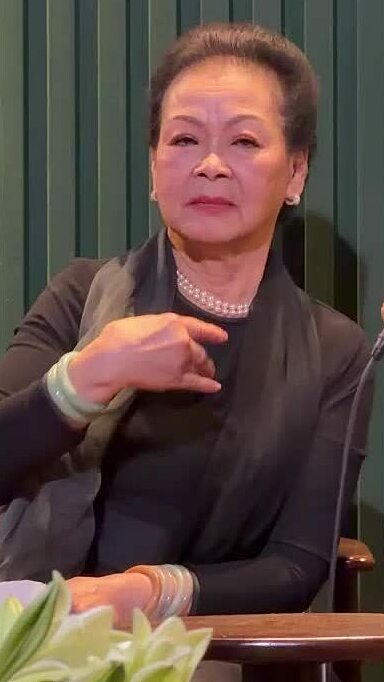 Khánh Ly hát vài câu trong bài 'Ngẫu nhiên'