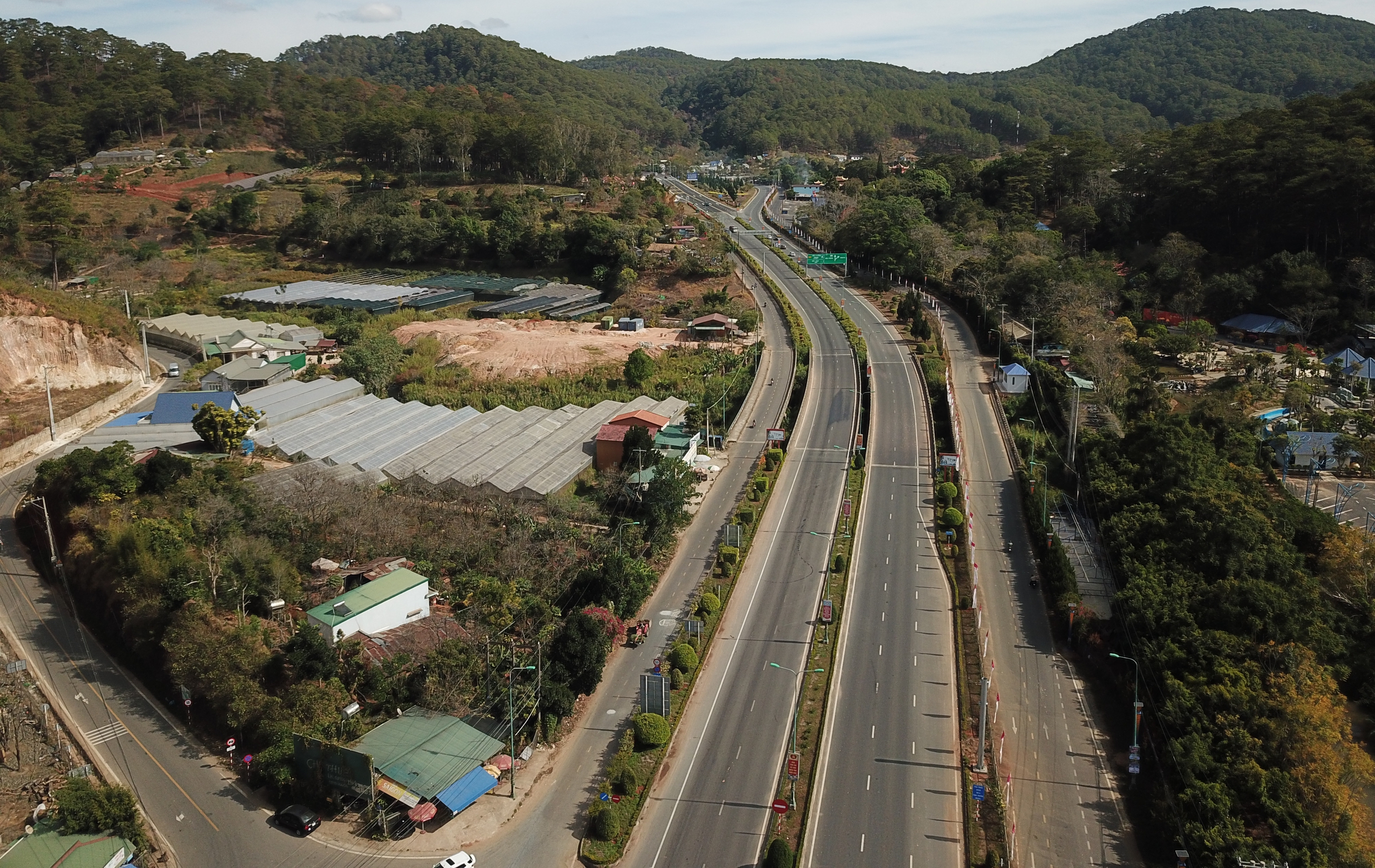 Từ ngày mai, Sân bay Liên Khương sẽ đóng cửa 6 tháng 2 Sân bay Liên Khương đóng cửa: Biến khó khăn thành cơ hội - Ảnh 2.