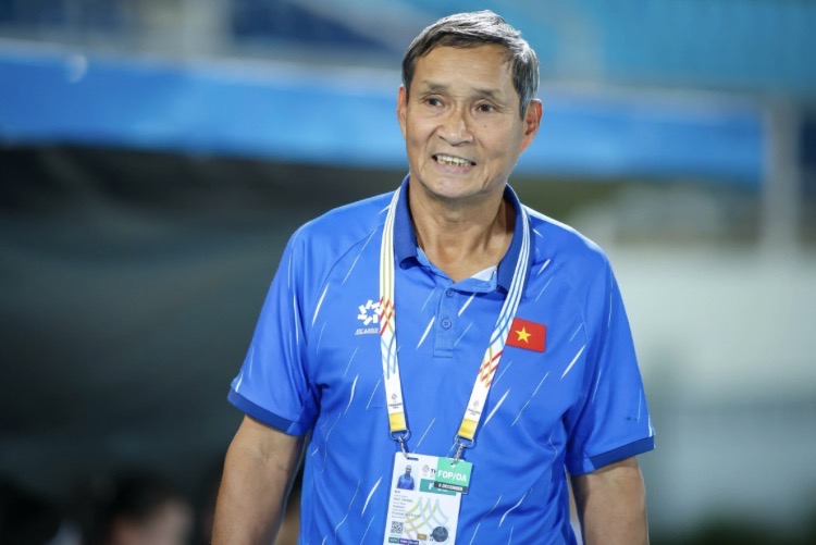 HLV Mai Đức Chung nói thẳng một điều về đội tuyển nữ Việt Nam, Huỳnh Như tiết lộ mục tiêu nóng- Ảnh 2.