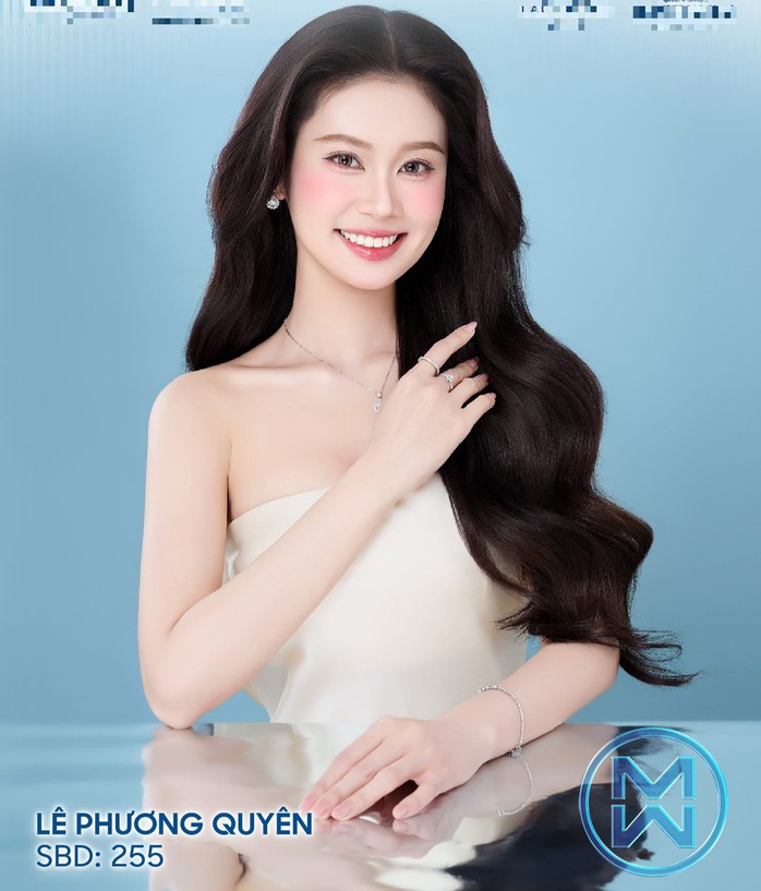 Nhìn vào bảng thành tích mới khiến cho Lê Phương Quyên nổi bật