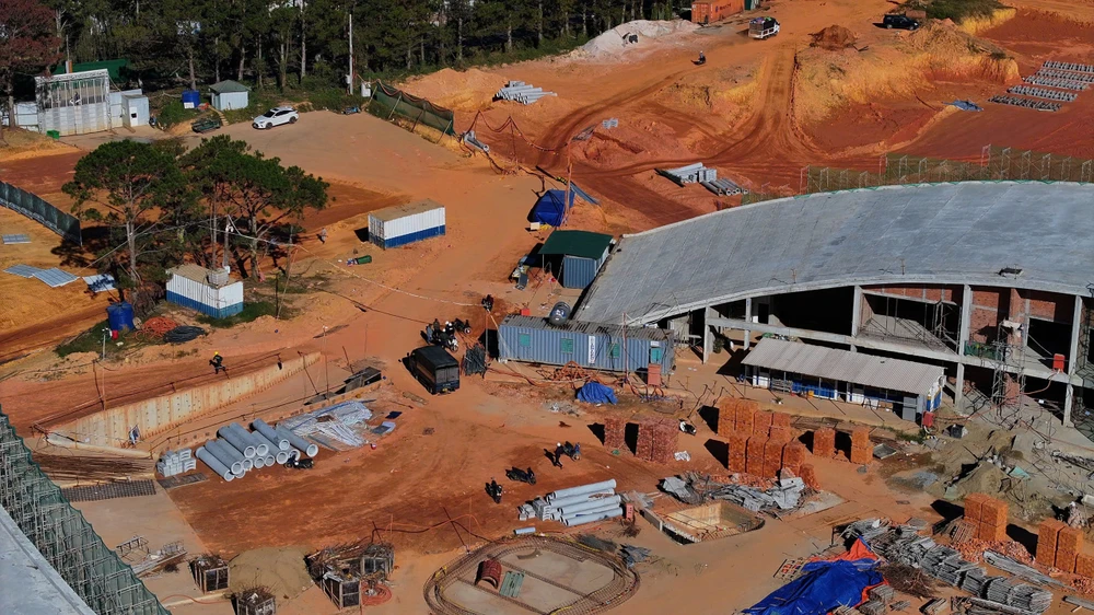 Một góc dự án sân golf Đồi Cù Đà Lạt. sân golf Đồi Cù