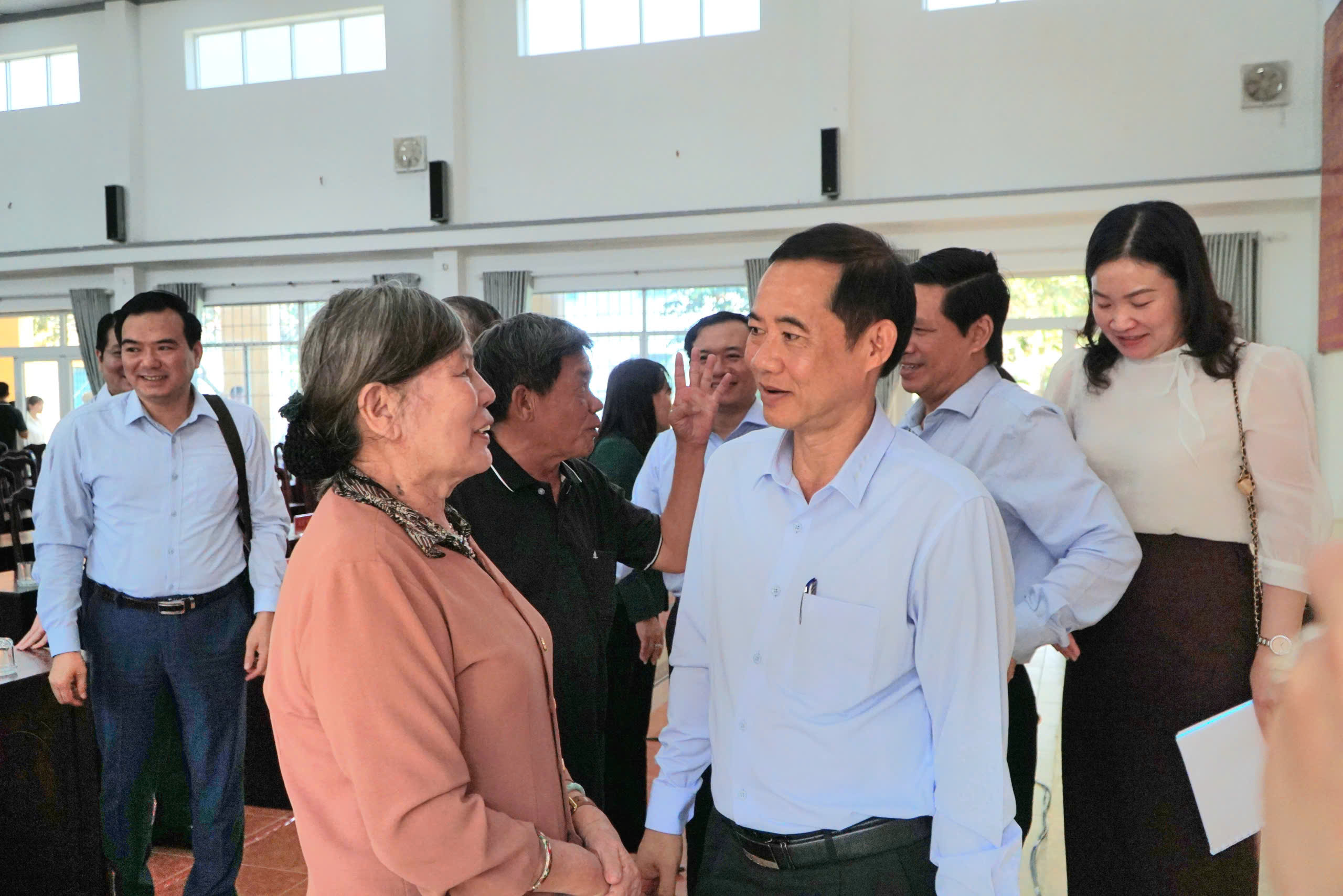 Bầu cử Quốc hội: Phương châm 'ba điều cần phải có, bốn điều cần phải làm'- Ảnh 3. Bầu cử Quốc hội: Phương châm 'ba điều cần phải có, bốn điều cần phải làm'- Ảnh 3.