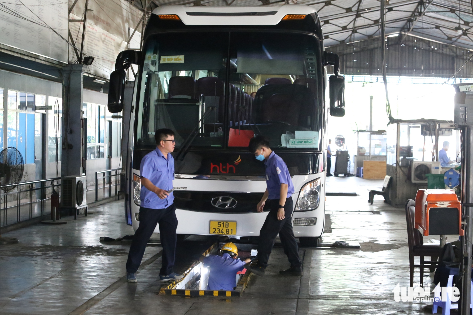 Cận cảnh quy trình kiểm tra khí thải mới khi đi đăng kiểm tại Trung tâm 50-03S 7 đăng kiểm - Ảnh 7.