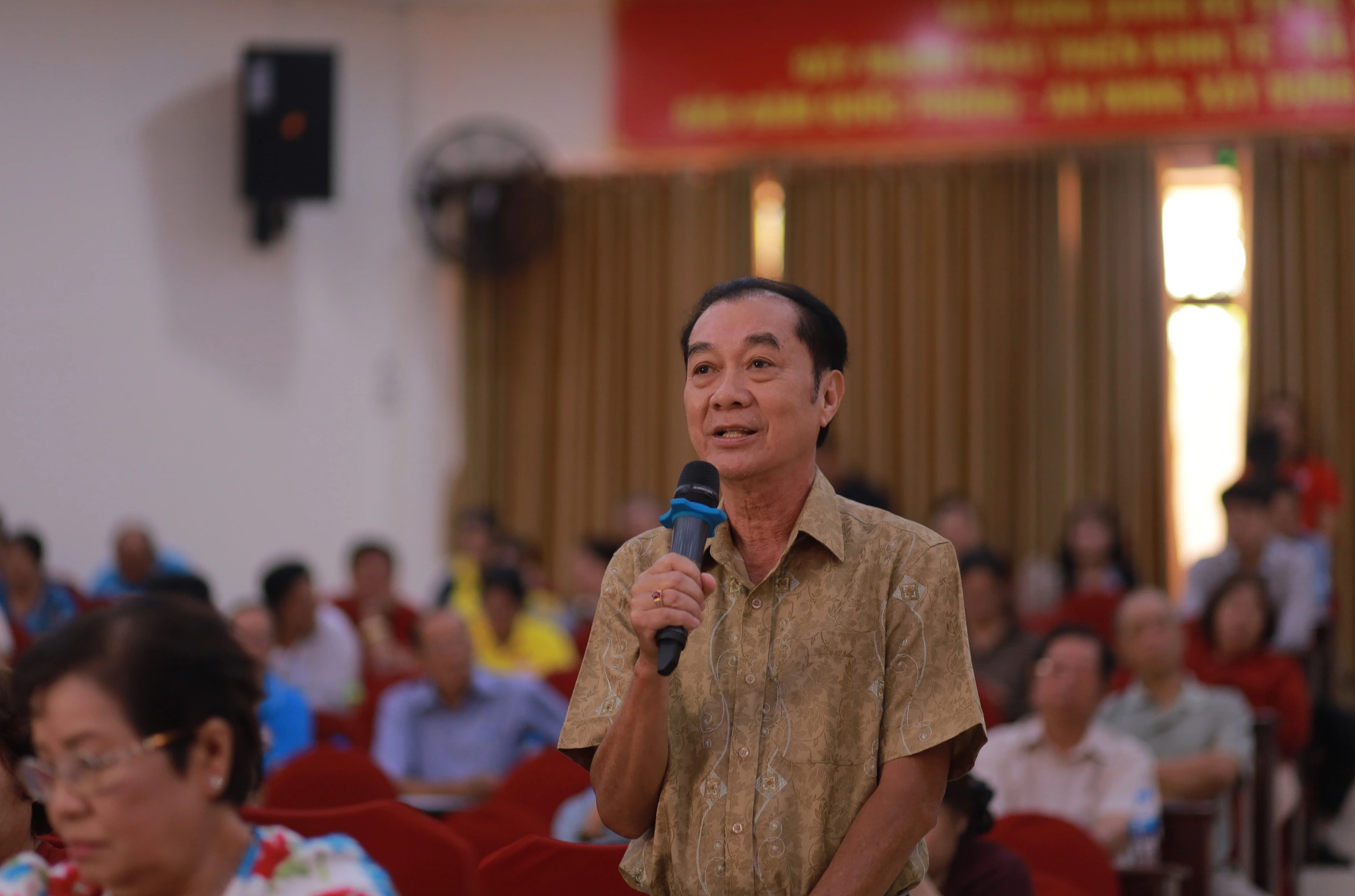 Cử tri kỳ vọng bầu cử Quốc hội 2026 chọn đại biểu dám nói , dám làm - Ảnh 2. Cử tri kỳ vọng bầu cử Quốc hội 2026 chọn đại biểu dám nói , dám làm - Ảnh 2.