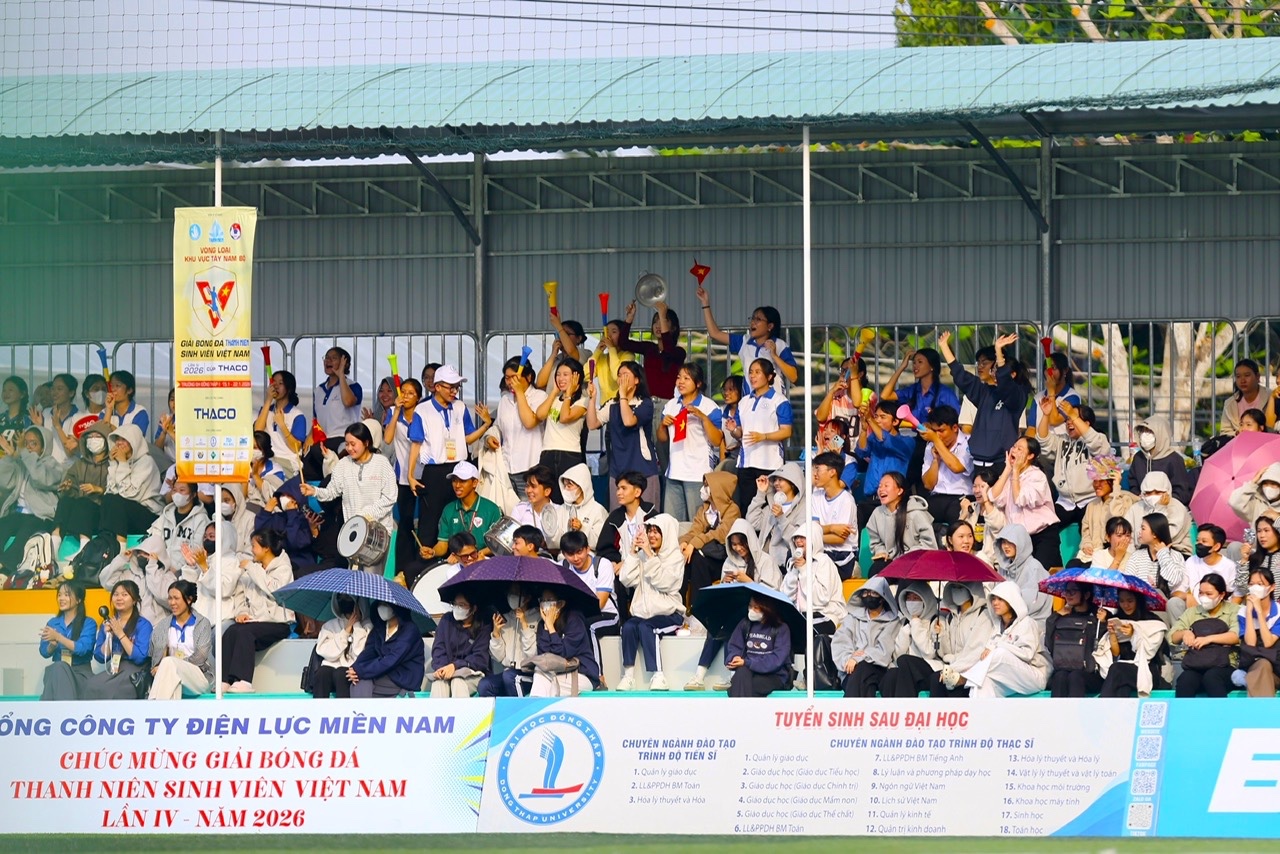 Trường ĐH Đồng Tháp: Đội bóng ‘chưa từng thủng lưới’ sẵn sàng chinh phục VCK TNSV THACO cup 2026- Ảnh 6.