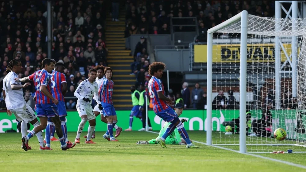 MU thắng ngược ngoạn mục trước Crystal Palace với tỷ số 2-1. Ảnh: EPL mu-thang-nguoc-ngoan-muc.jpg