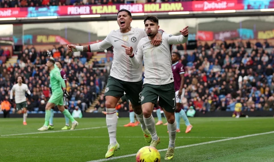 Chelsea đang hướng đến chiến thắng tiếp theo để rút ngắn khoảng cách với Arsenal xuống còn 3 điểm. Ảnh: EPL chelsea-premier-league.jpg