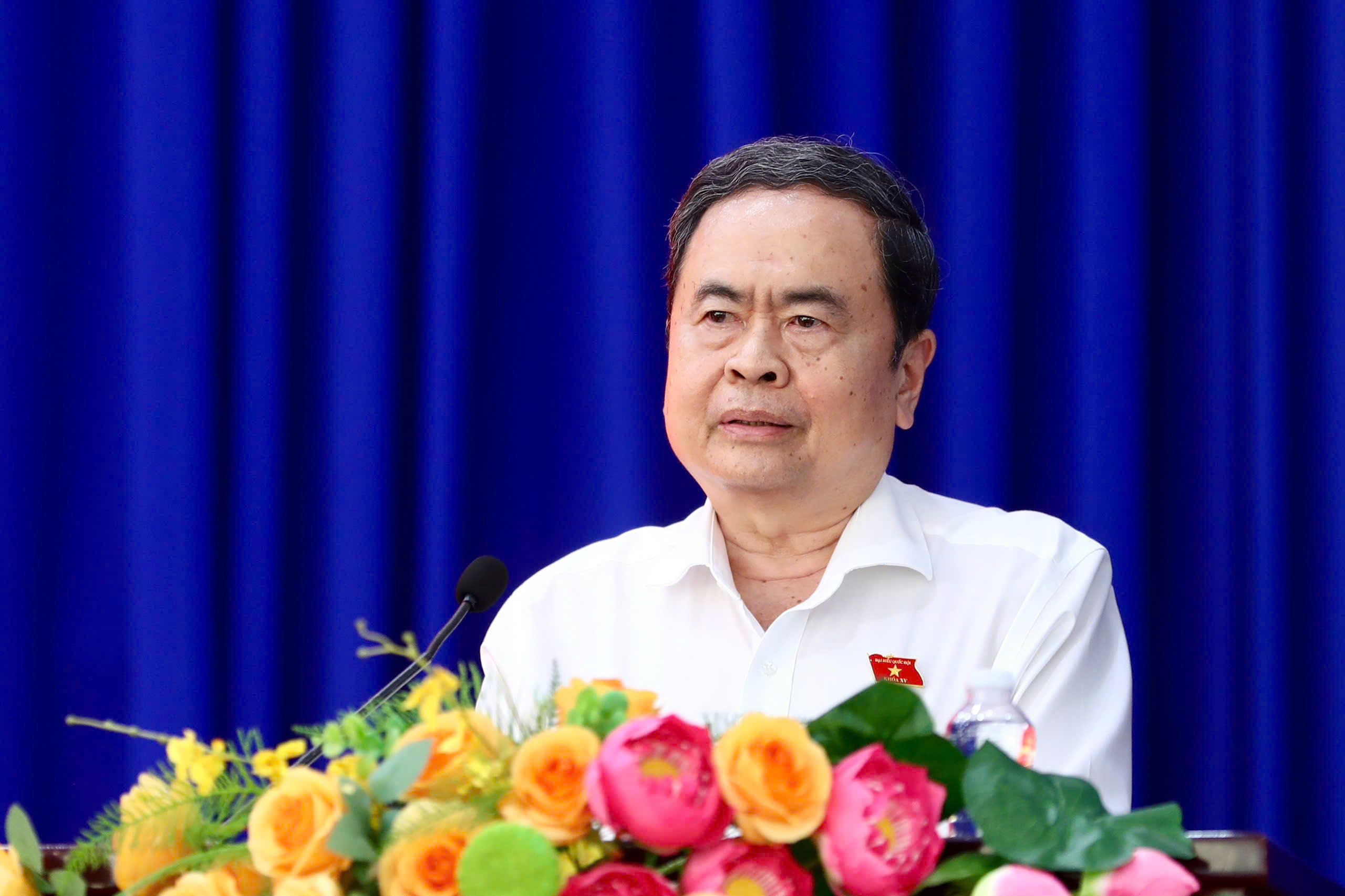 Cử tri đặt câu hỏi về thuế khoán cho ứng cử viên đại biểu Quốc hội 4 Cử tri đặt câu hỏi về thuế khoán cho ứng cử viên đại biểu Quốc hội - Ảnh 4.