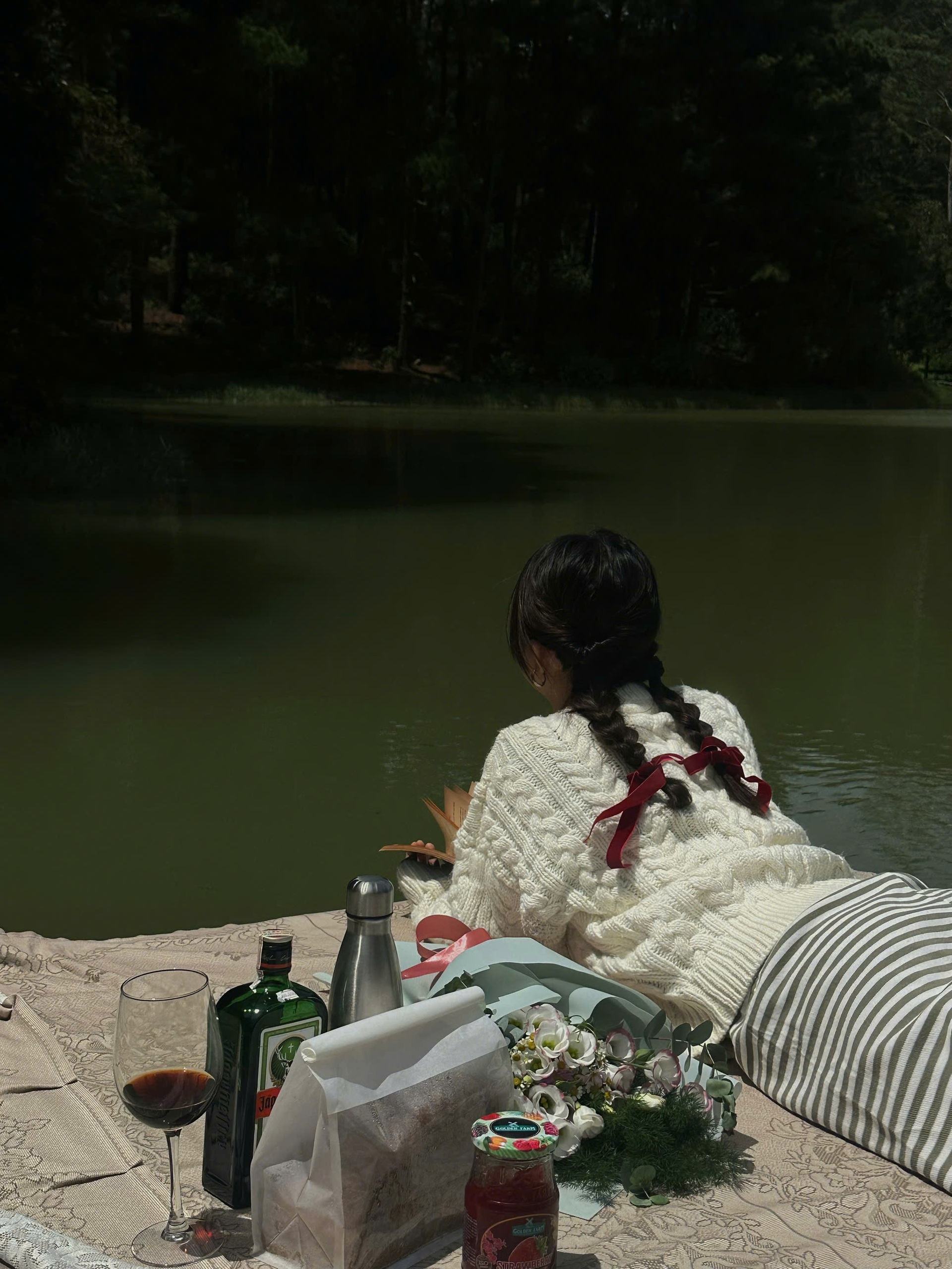 Cô gái Lâm Đồng được chồng tạo loạt kiểu tóc “nàng thơ” gây sốt - 10