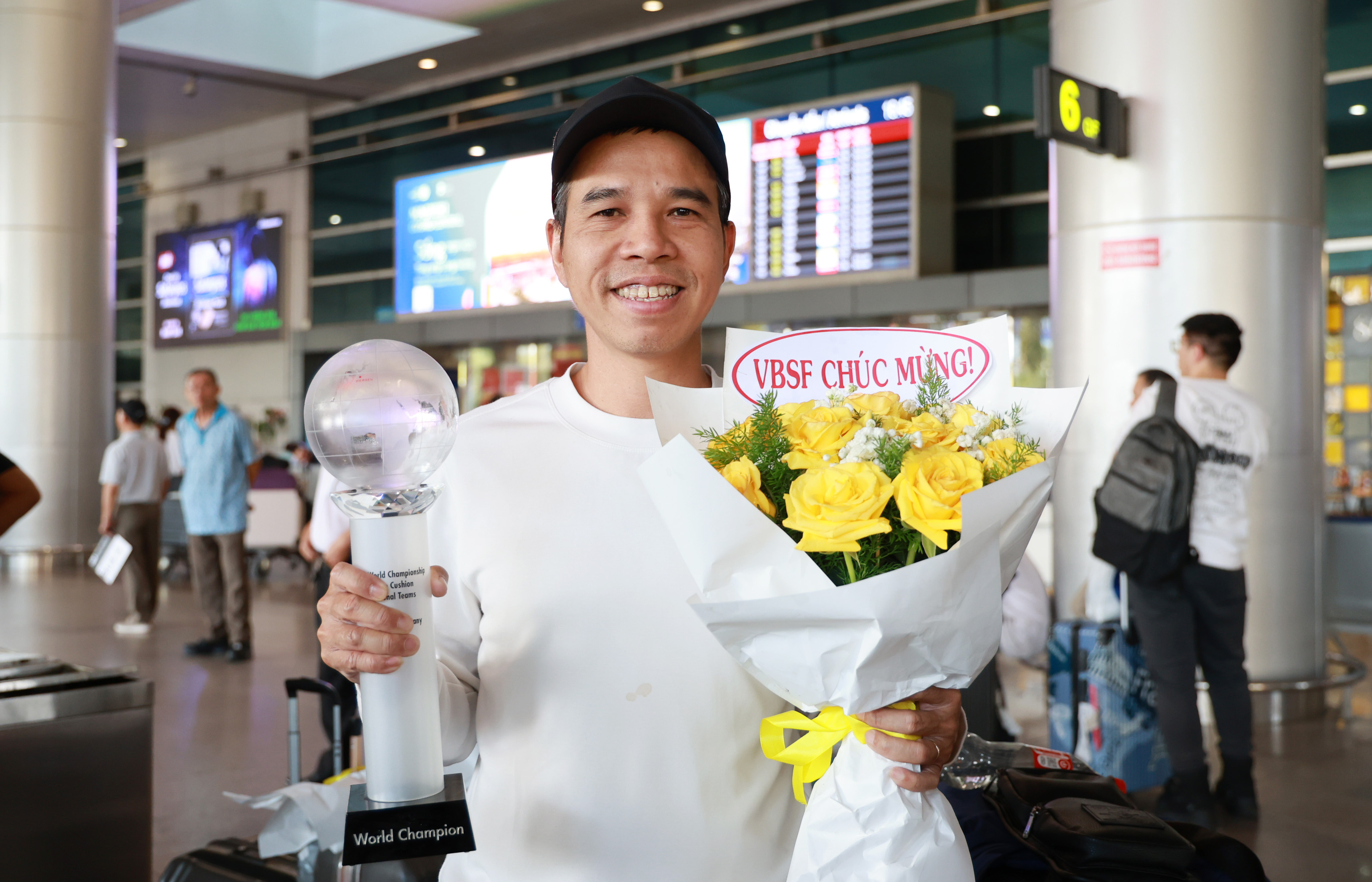 Quyết Chiến mừng vô địch billiards thế giới