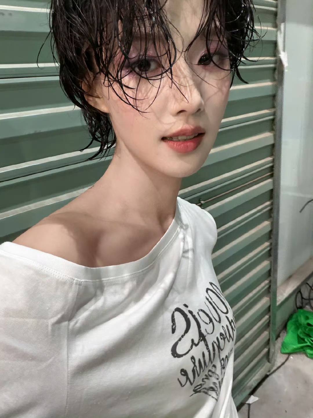 Không thể phân biệt đây là mỹ nam hay mỹ nữ: Visual chất lừ mê thật sự, chẳng bút nào vẽ nổi- Ảnh 4. Không thể phân biệt đây là mỹ nam hay mỹ nữ: Visual chất lừ mê thật sự, chẳng bút nào vẽ nổi- Ảnh 4.