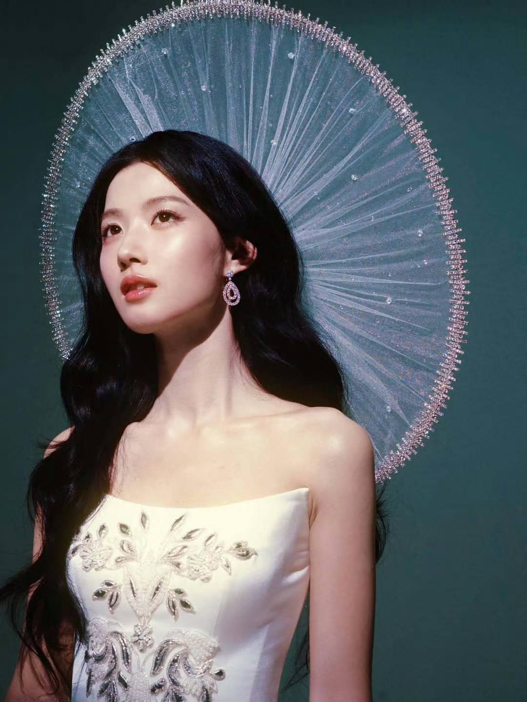 Không thể phân biệt đây là mỹ nam hay mỹ nữ: Visual chất lừ mê thật sự, chẳng bút nào vẽ nổi- Ảnh 7. Không thể phân biệt đây là mỹ nam hay mỹ nữ: Visual chất lừ mê thật sự, chẳng bút nào vẽ nổi- Ảnh 7.