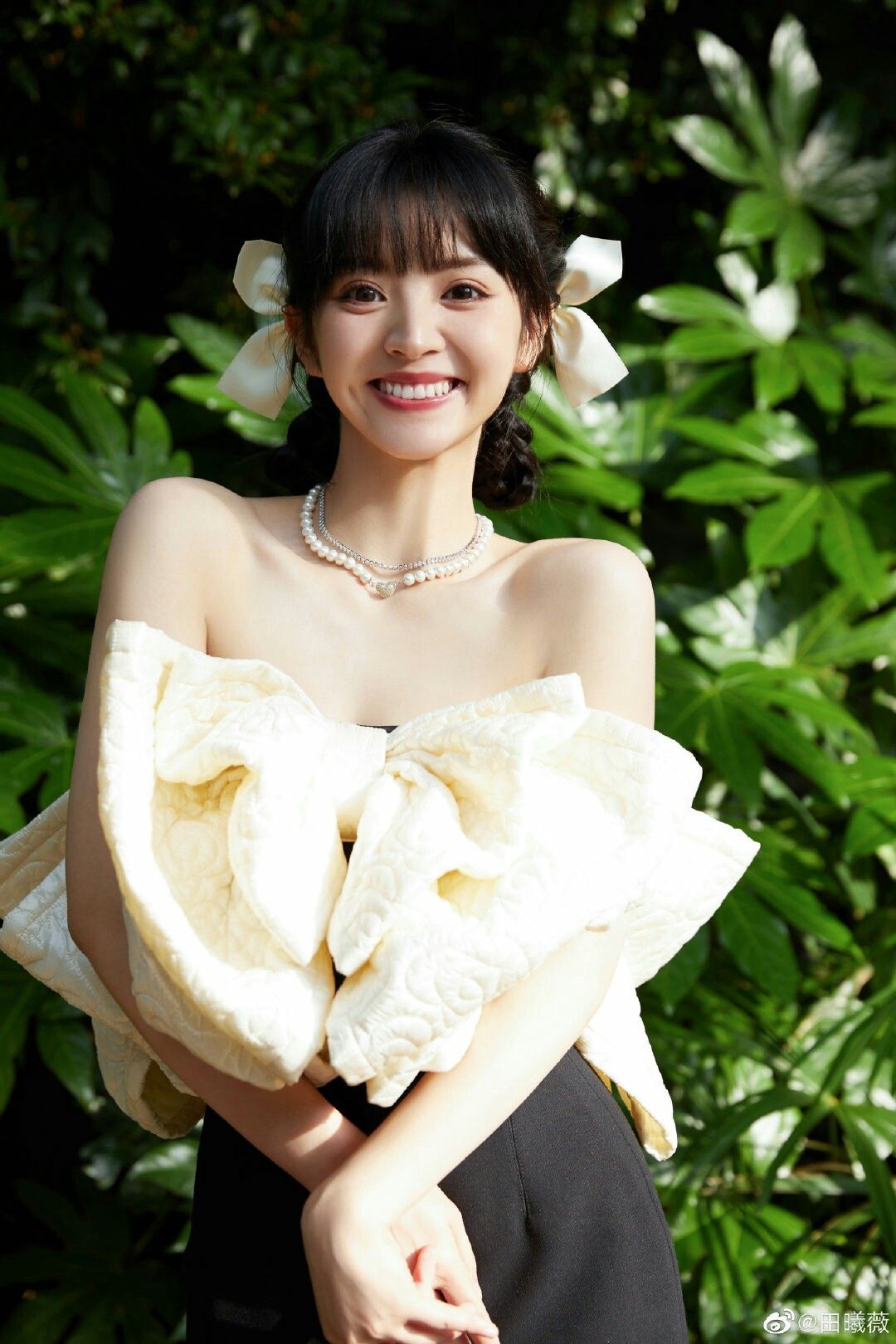 Tứ đại mỹ nhân thế hệ mới đẹp nhất Trung Quốc: Vương Sở Nhiên đỉnh miễn bàn, 1 người bị chê không xứng đáng- Ảnh 4.