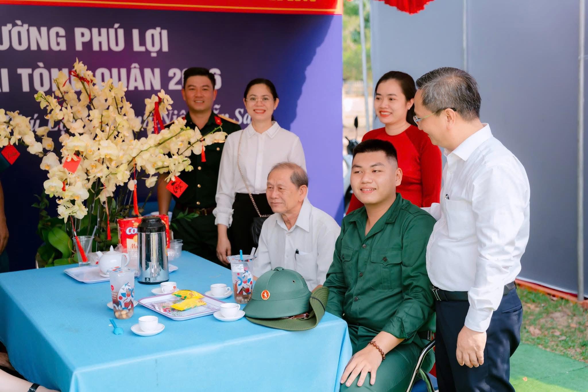 Tuổi trẻ TP.HCM sôi nổi hội trại tòng quân, sẵn sàng lên đường nhập ngũ 4 hội trại tòng quân - Ảnh 3.