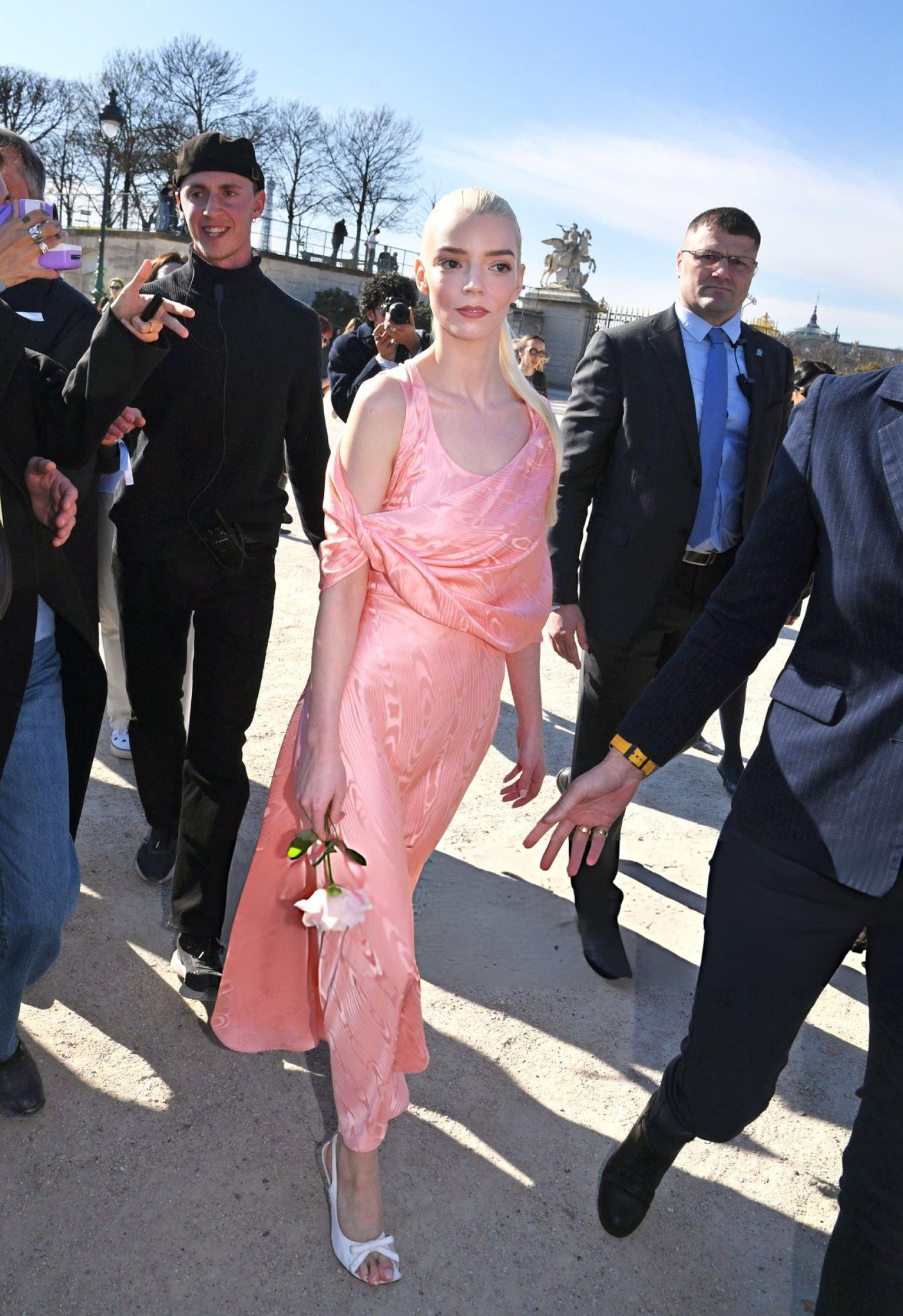 Chỉ thấy sự xinh đẹp của Jisoo tại show Dior- Ảnh 4.