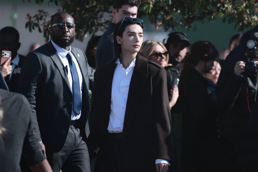 Chỉ thấy sự xinh đẹp của Jisoo tại show Dior- Ảnh 6.