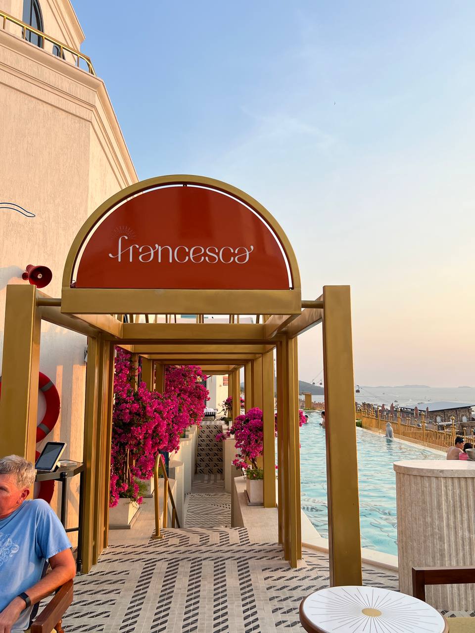 Trải nghiệm La Festa Phú Quốc: Bỏ chục triệu một đêm cho resort ngập đồ hiệu đổi lấy khoảnh khắc săn hoàng hôn điểm 10- Ảnh 9.