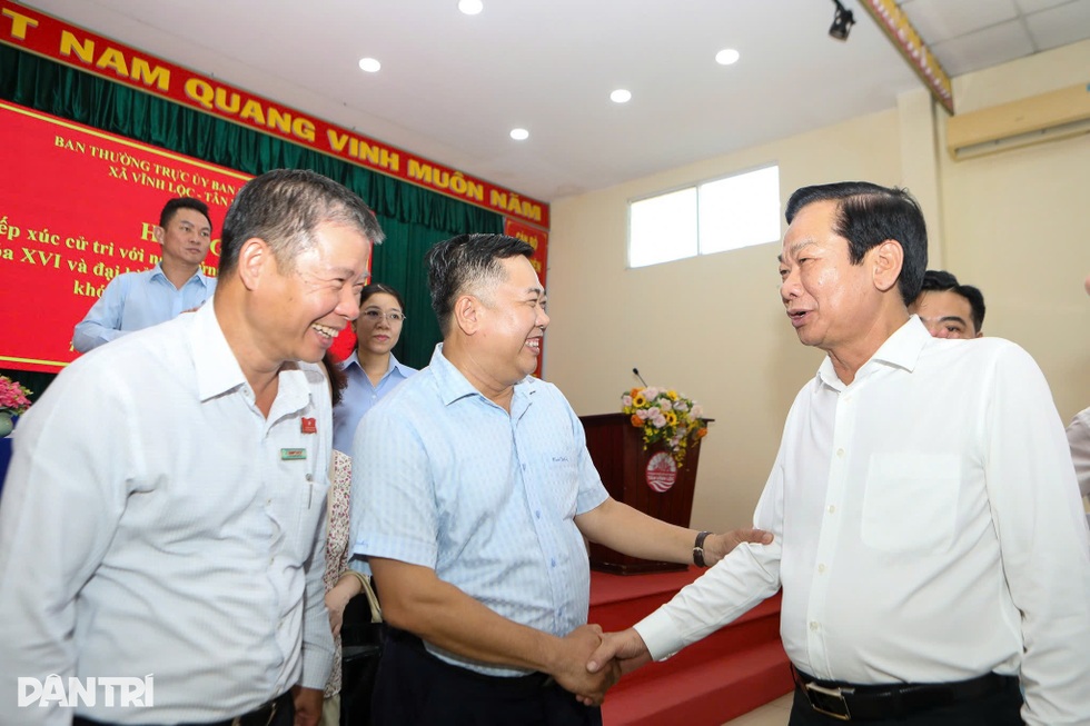 Cam kết của Bộ trưởng về tiền lương, chất lượng bộ máy khi tranh cử - 4 Cam kết của Bộ trưởng về tiền lương, chất lượng bộ máy khi tranh cử - 4