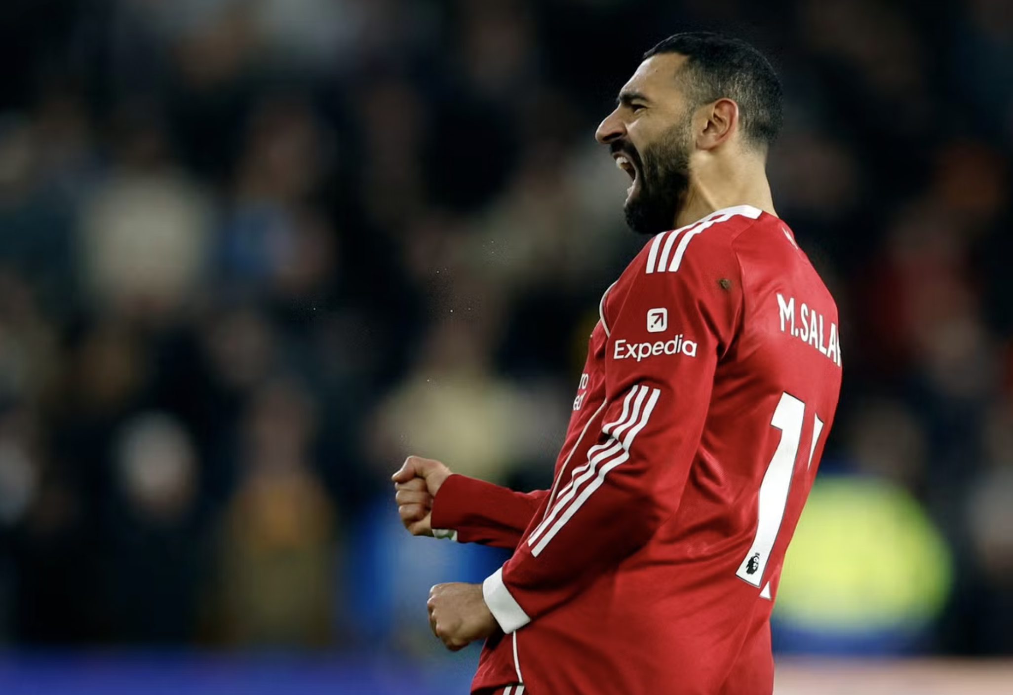 Liverpool thua sốc phút bù giờ, Wolverhampton triệt hạ tiếp 