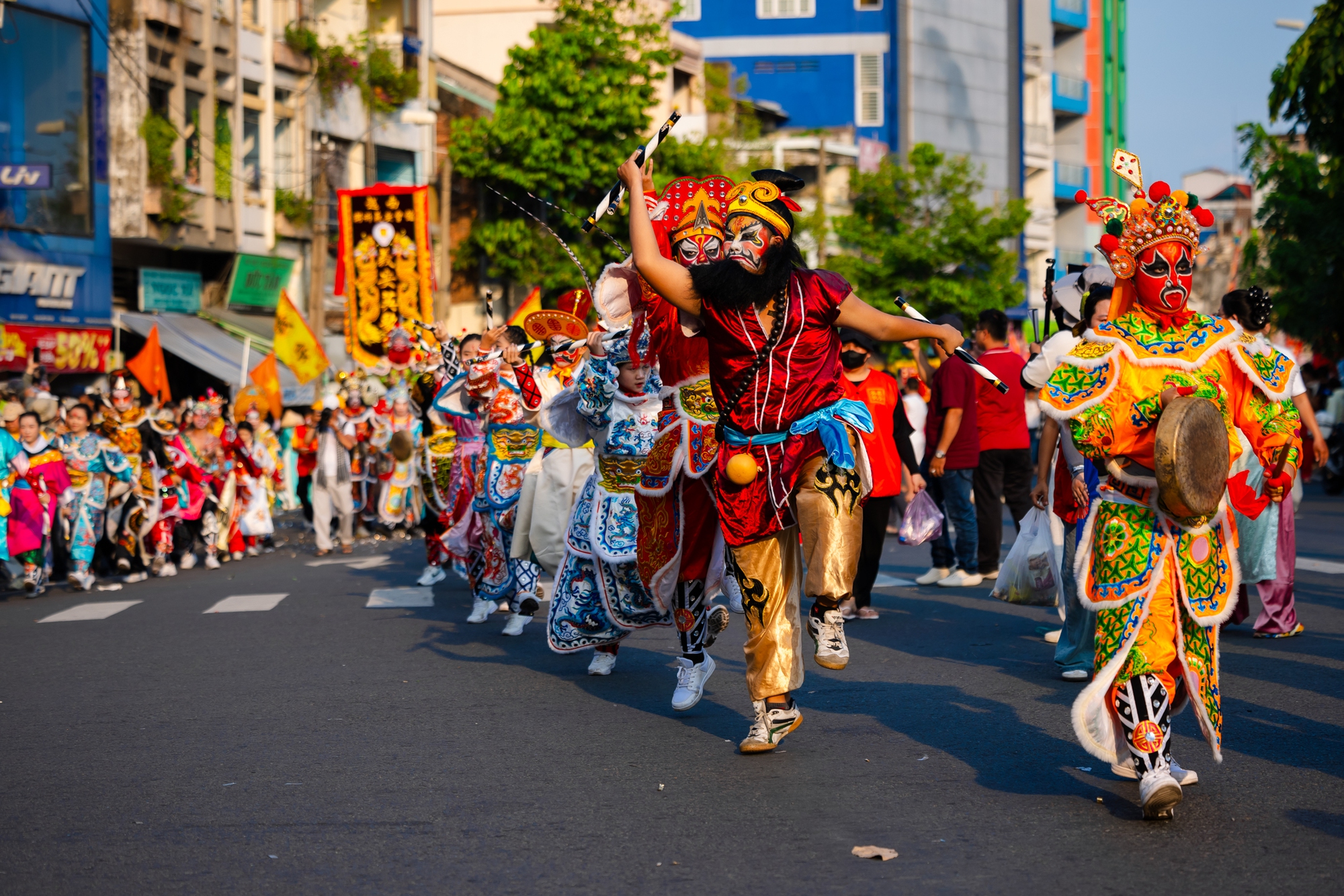 Cảnh tượng lạ ở Chợ Lớn dịp Tết Nguyên Tiêu- Ảnh 20.