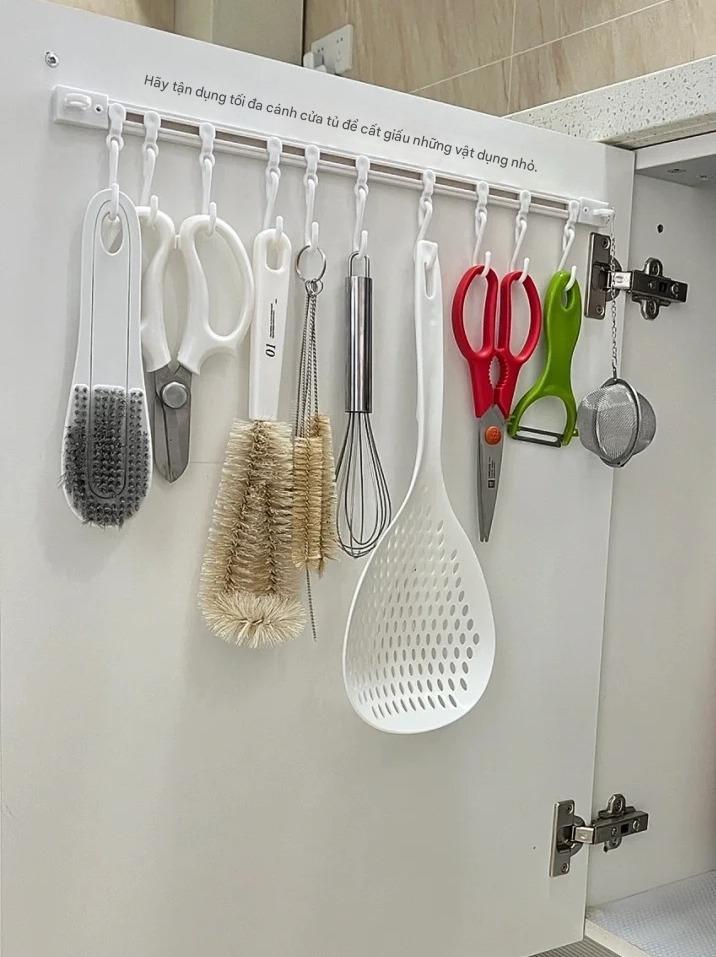 Đến nhà bạn học, tôi 