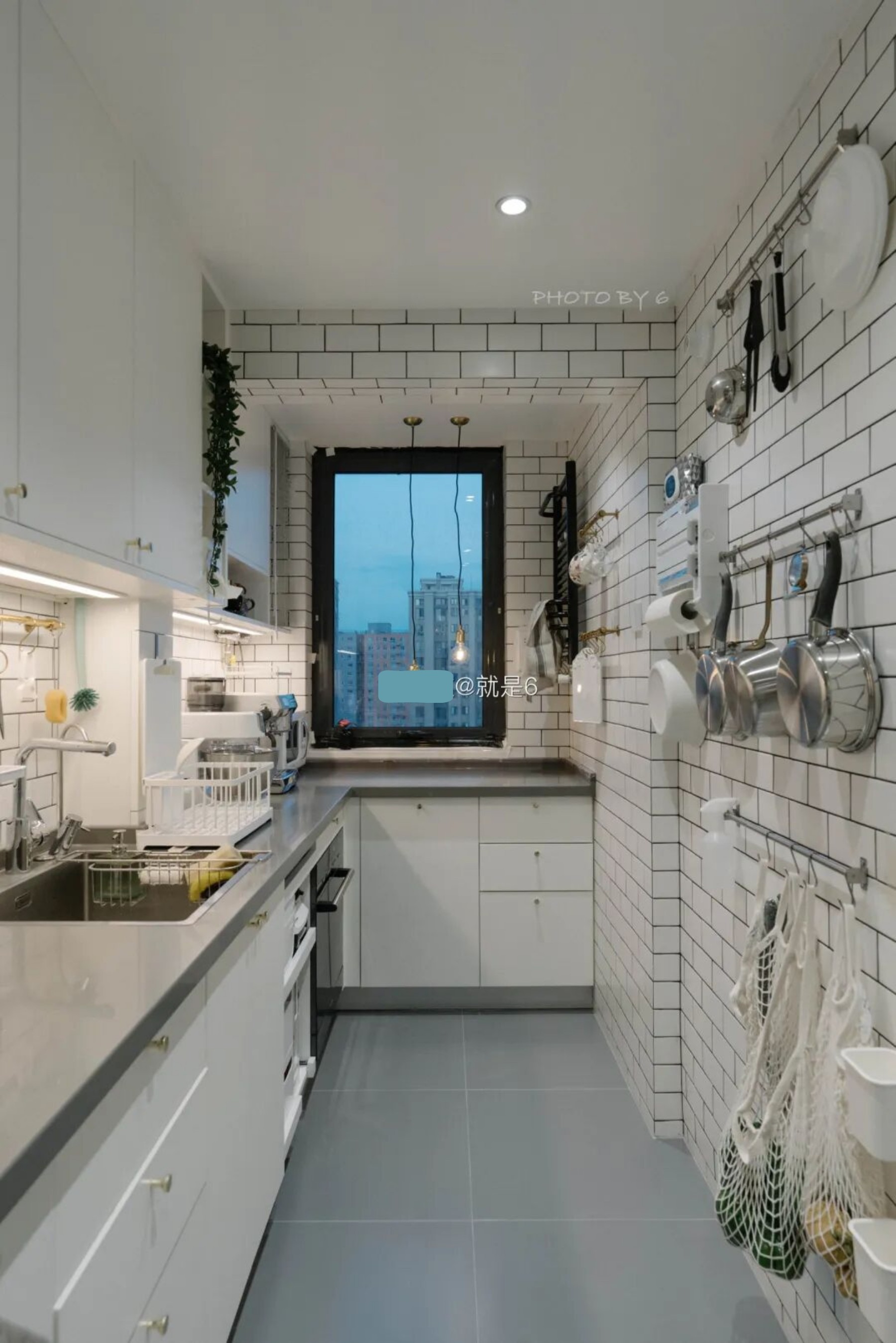 Đến nhà bạn học, tôi 