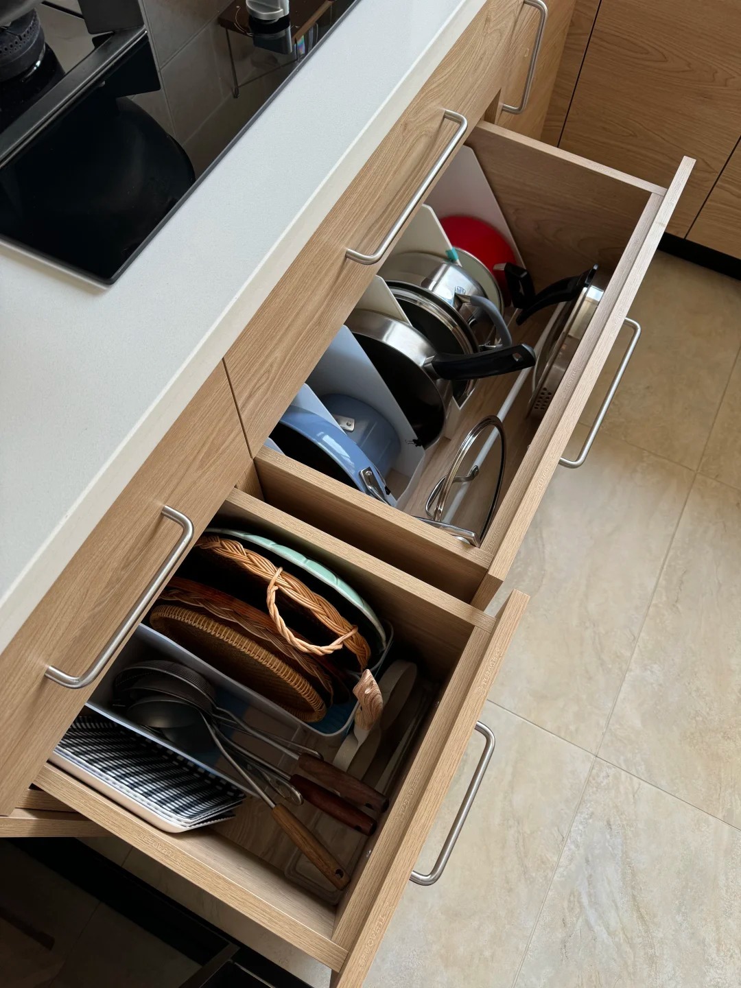 Đến nhà bạn học, tôi 