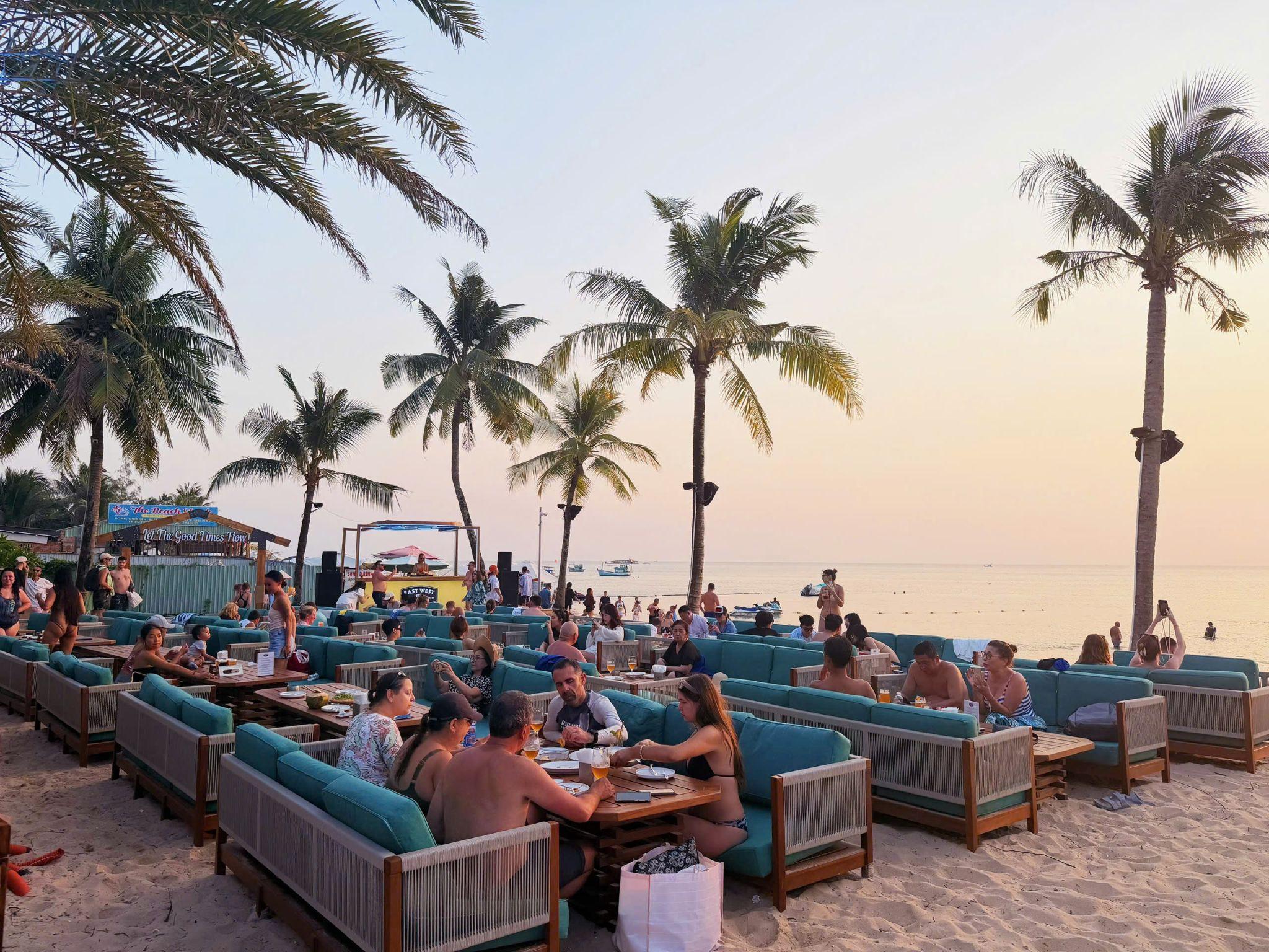 Phú Quốc và bước mở rộng của East West Brewing: Khi trải nghiệm du lịch được nâng tầm 2 Phú Quốc và bước mở rộng của East West Brewing: Khi trải nghiệm du lịch được nâng tầm - 2