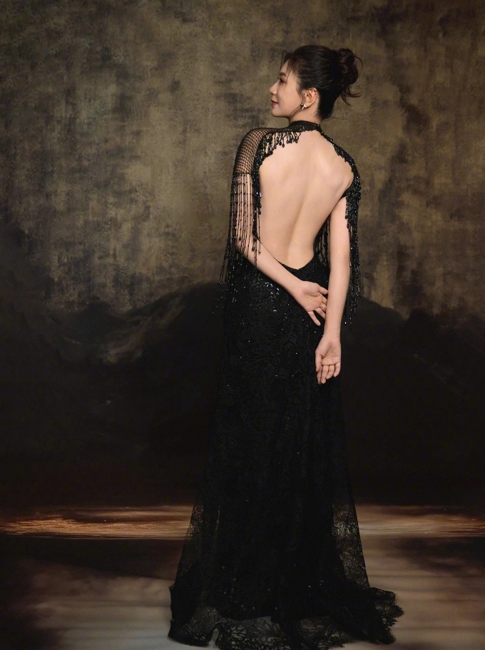 Triệu Mẫn Giả Tịnh Văn: Tôi không còn căng thẳng chuyện béo gầy 3 Vẻ đẹp Giả Tịnh Văn trên màn ảnh. Video: Bilibili