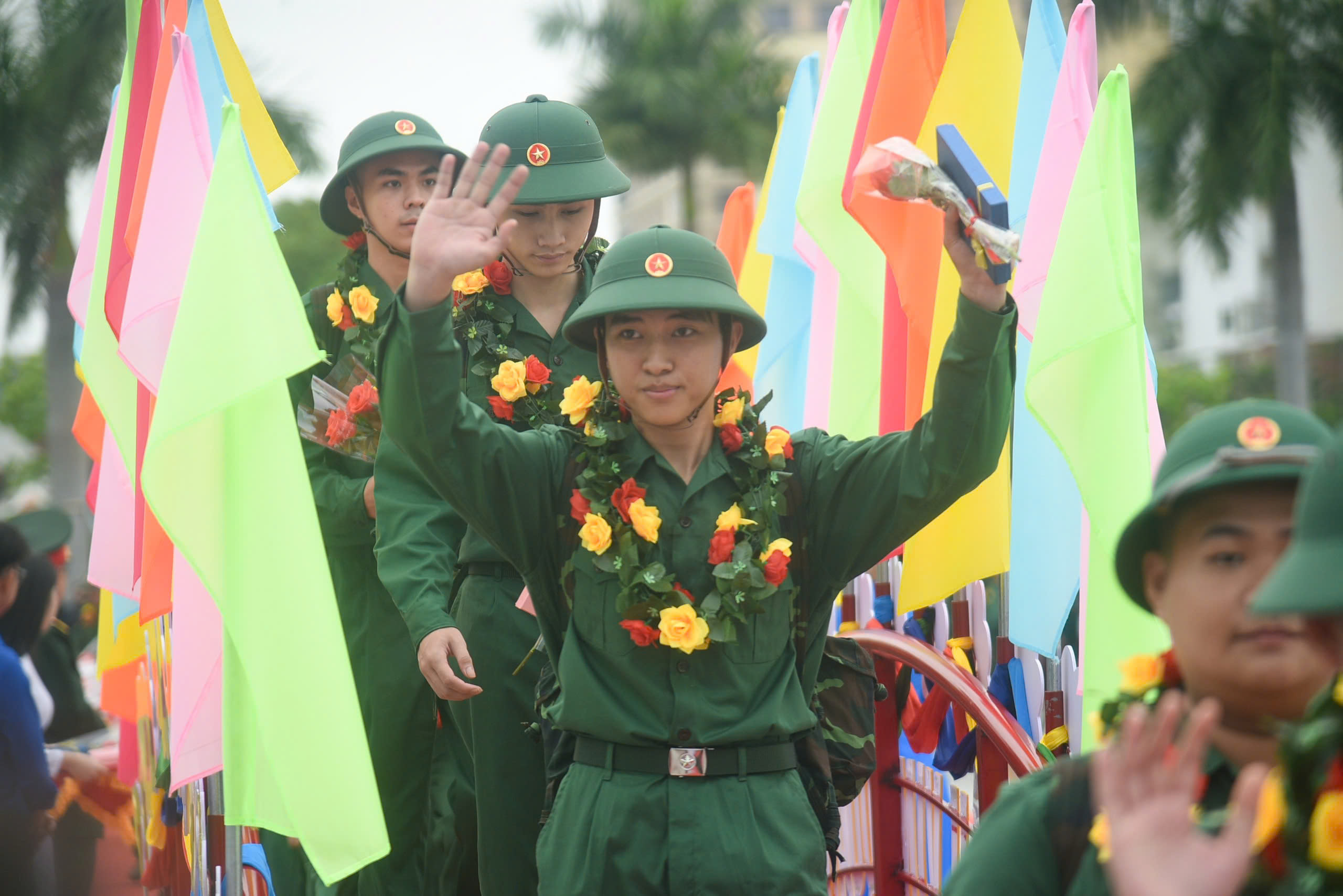 Hơn 4.600 thanh niên lên đường nhận nhiệm vụ 2 Đà Nẵng giao quân năm 2026: Hơn 4.600 thanh niên sẵn sàng nhận nhiệm vụ - Ảnh 2.