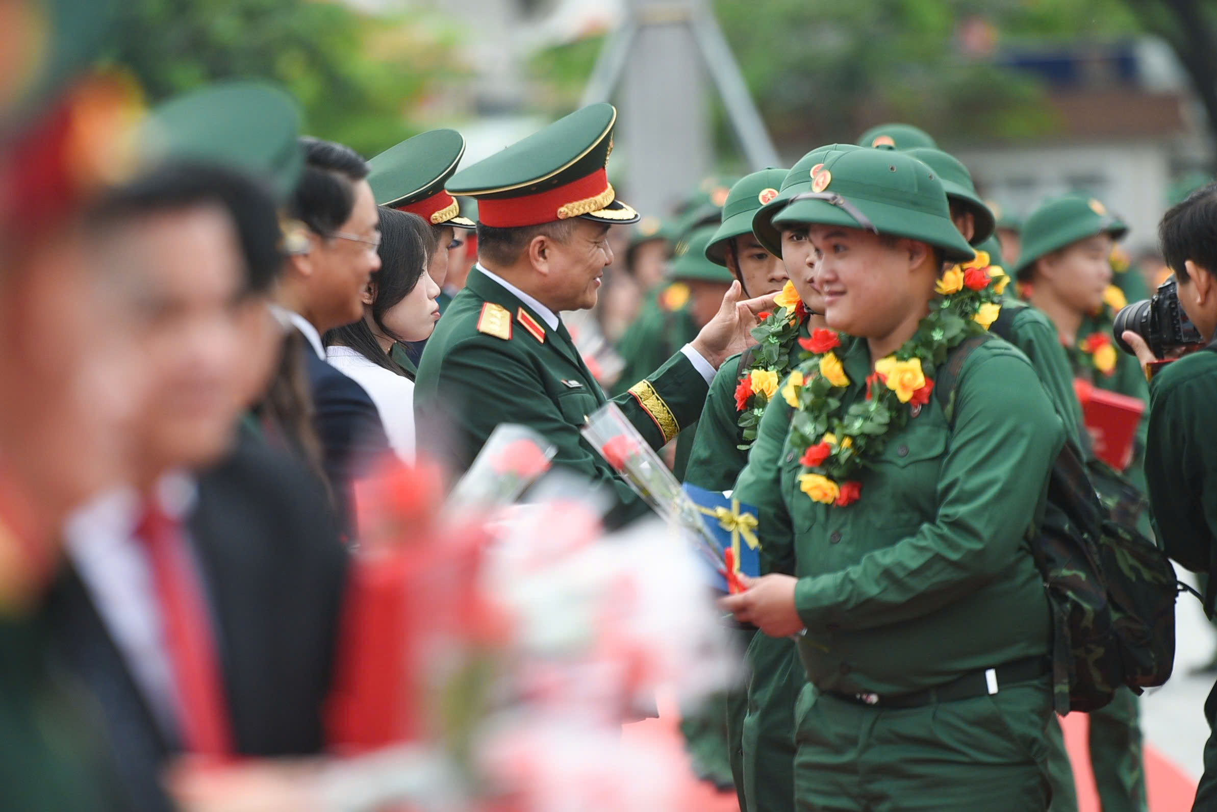 Hơn 4.600 thanh niên lên đường nhận nhiệm vụ 3 Đà Nẵng giao quân năm 2026: Hơn 4.600 thanh niên sẵn sàng nhận nhiệm vụ - Ảnh 3.