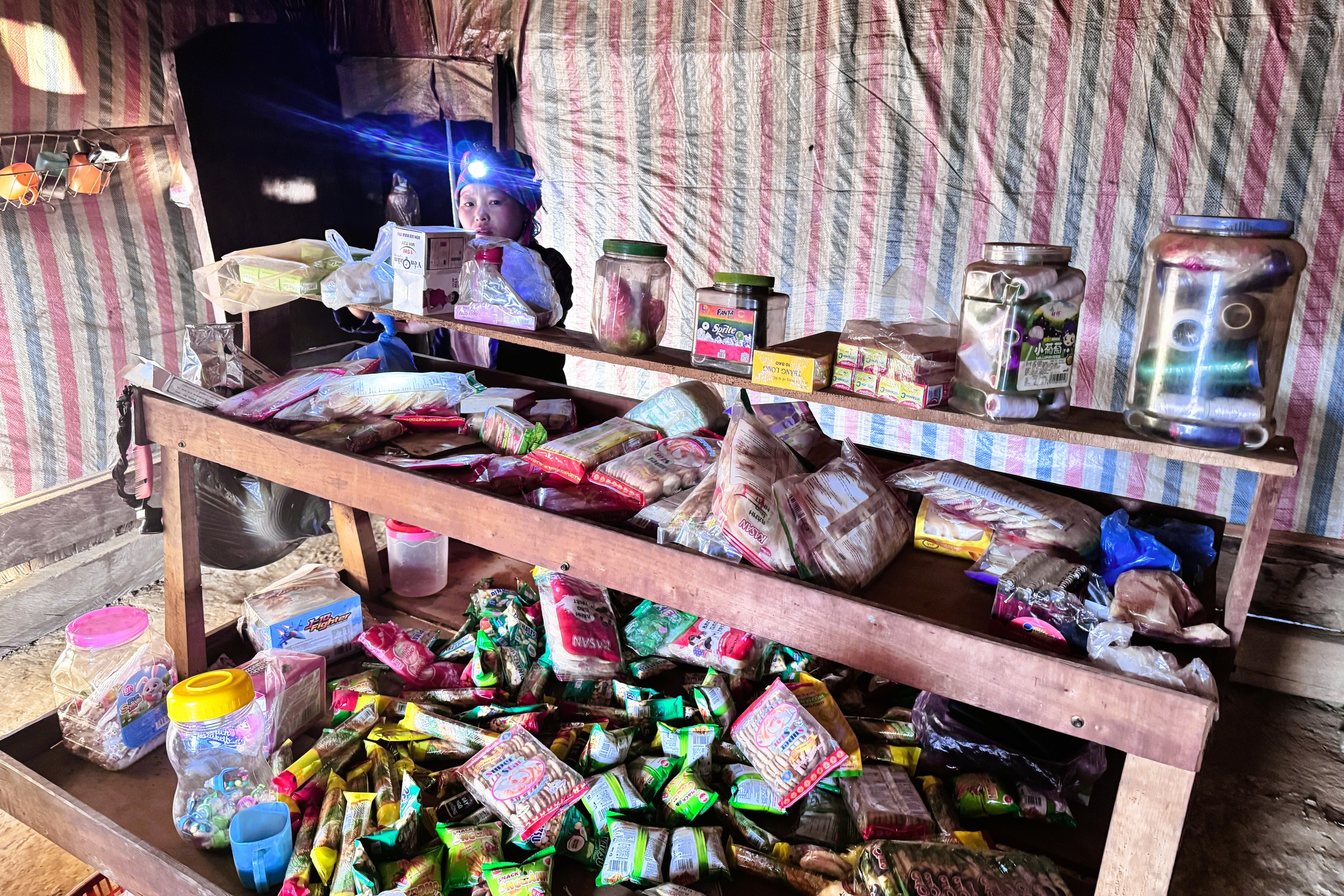 Lùng Cúng - Vùng đất bị... lãng quên? 6 Lùng Cúng - Vùng đất bị... lãng quên? - Ảnh 7.