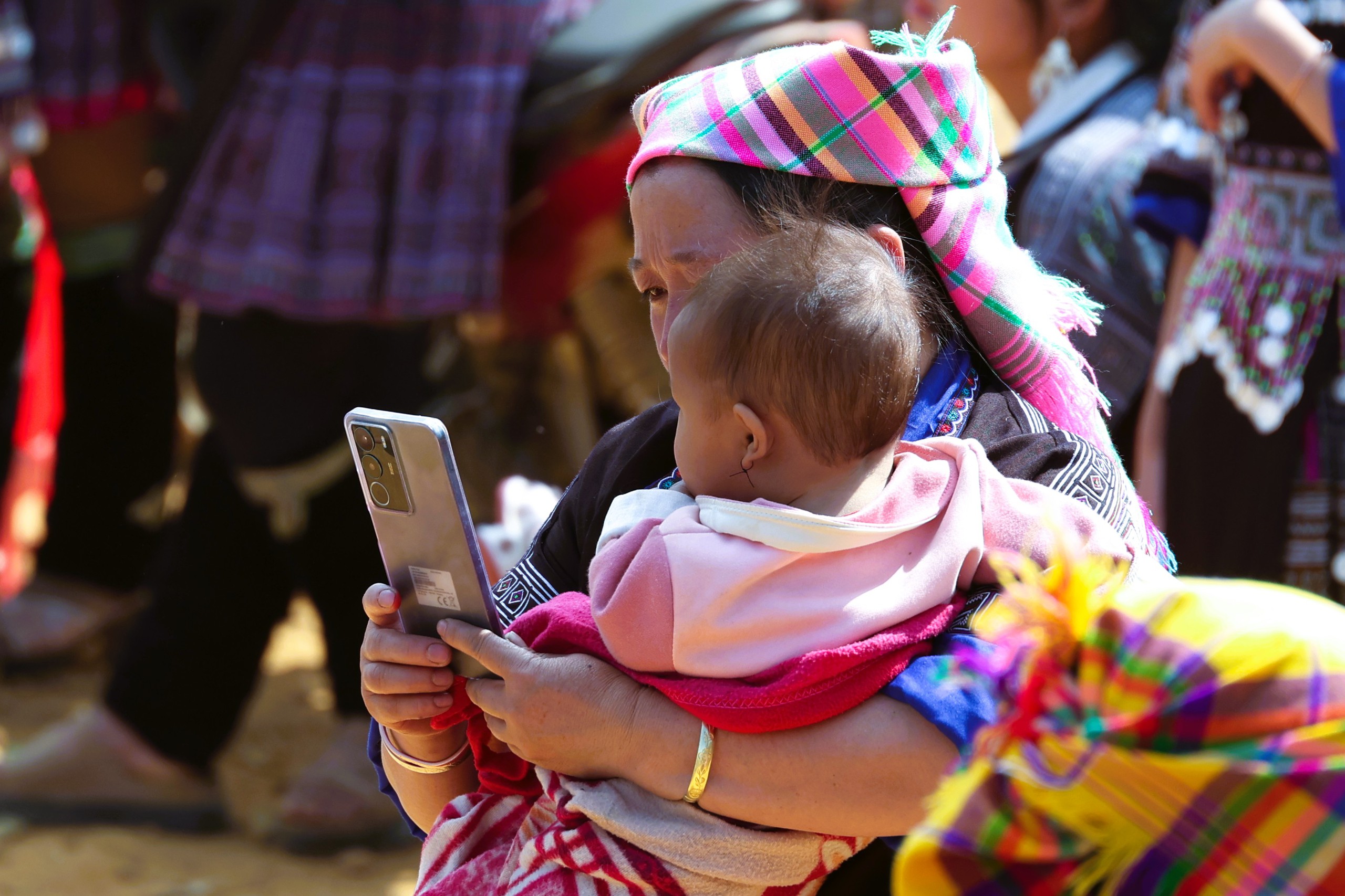 Lùng Cúng - Vùng đất bị... lãng quên? 8 Lùng Cúng - Vùng đất bị... lãng quên? - Ảnh 9.