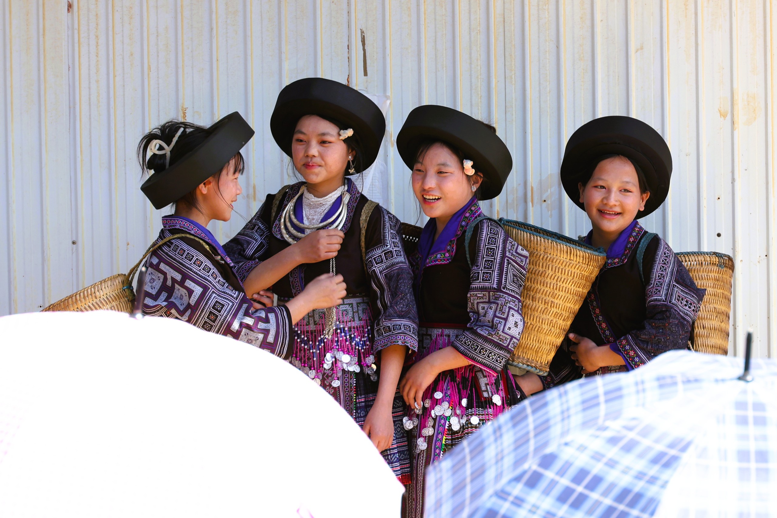 Lùng Cúng - Vùng đất bị... lãng quên? 17 Lùng Cúng - Vùng đất bị... lãng quên? - Ảnh 18.