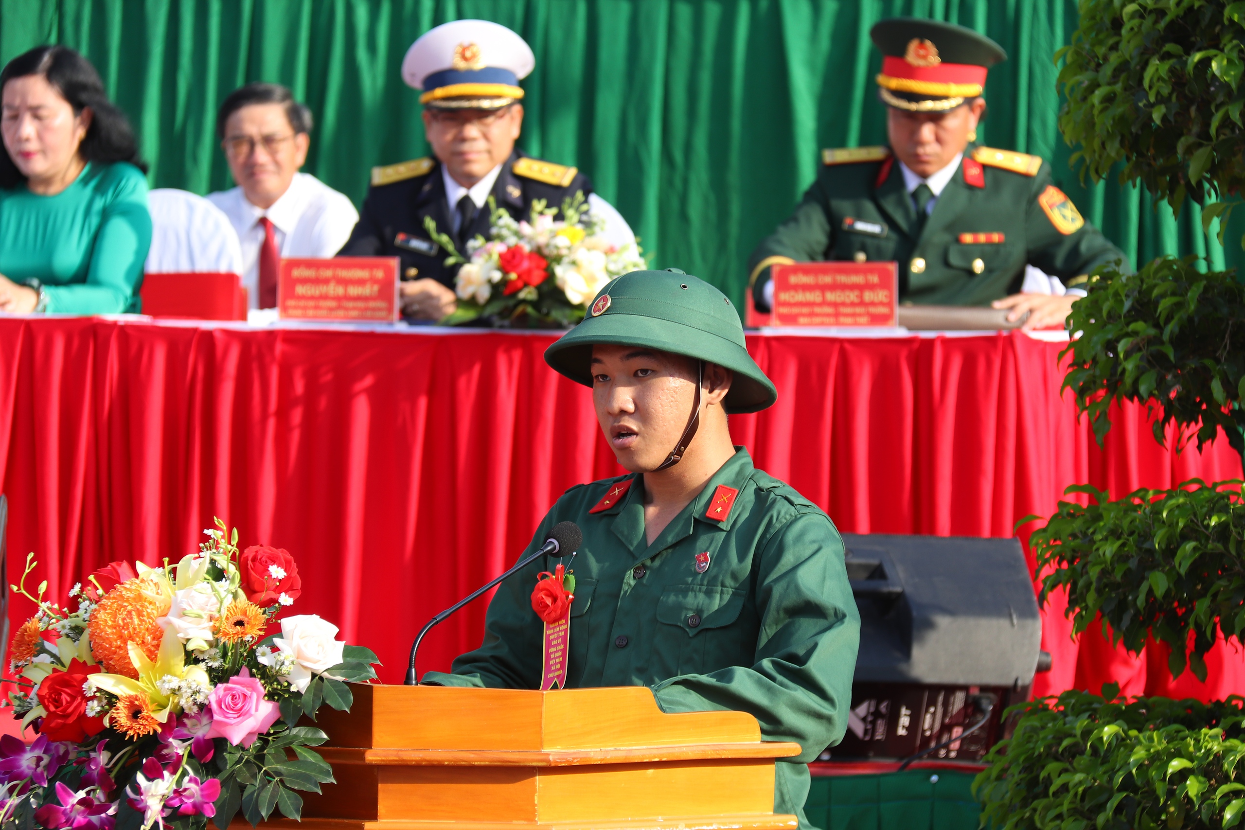 Giao nhận quân 2026: Thanh niên Gia Lai và Lâm Đồng sẵn sàng lên đường nhập ngũ - Ảnh 14. Giao nhận quân 2026: Thanh niên Gia Lai và Lâm Đồng sẵn sàng lên đường nhập ngũ - Ảnh 14.
