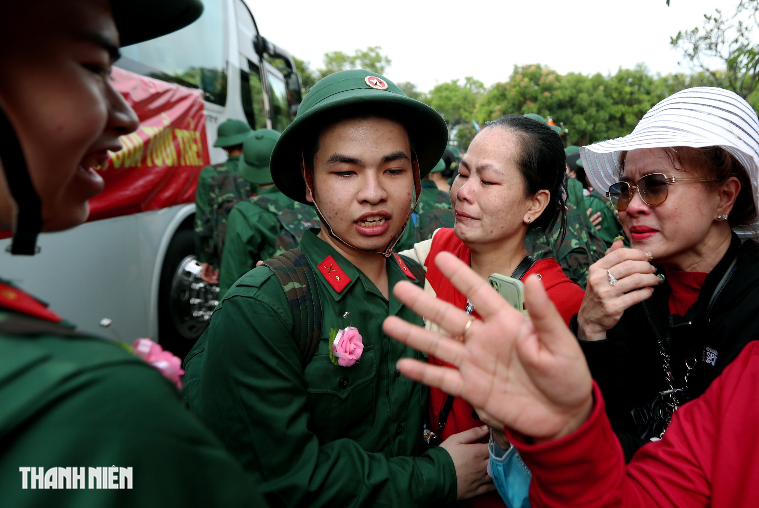 Hơn 9.000 thanh niên TP.HCM lên đường nhập ngũ - Ảnh 14.