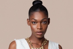 Người đẹp bị ép bỏ thi Hoa hậu Hoàn vũ