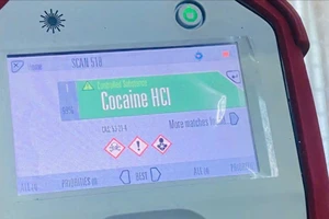 1 phụ nữ Thái Lan vận chuyển trái phép 4,5kg cocain bị bắt tại Việt Nam